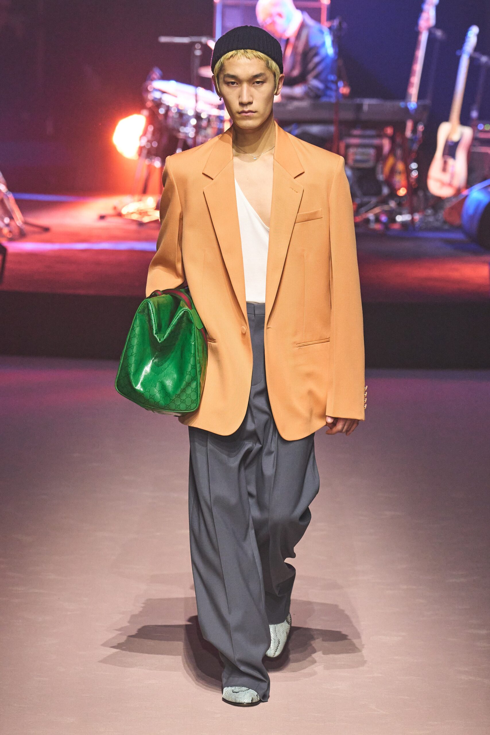 Gucci F/W 23 Menswear Look 16