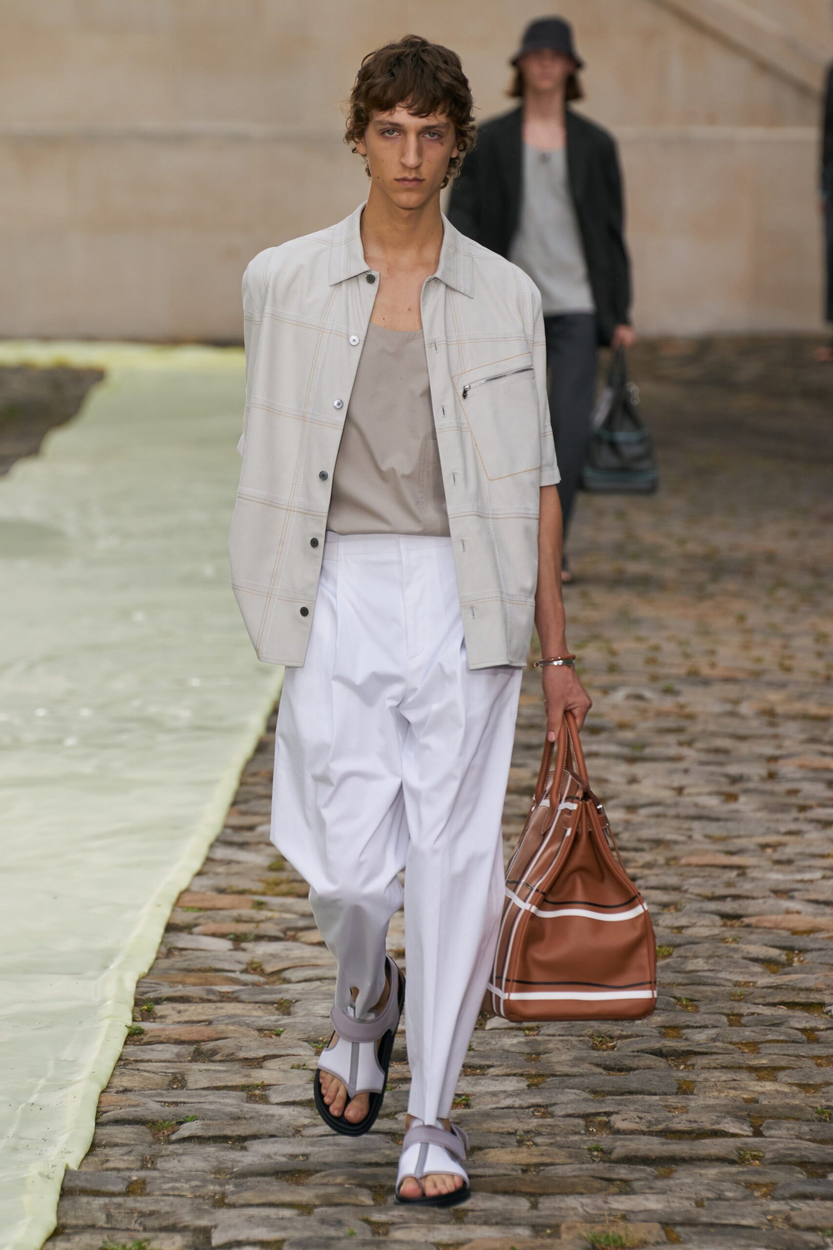 Hermès S/S 23 Menswear Look 16