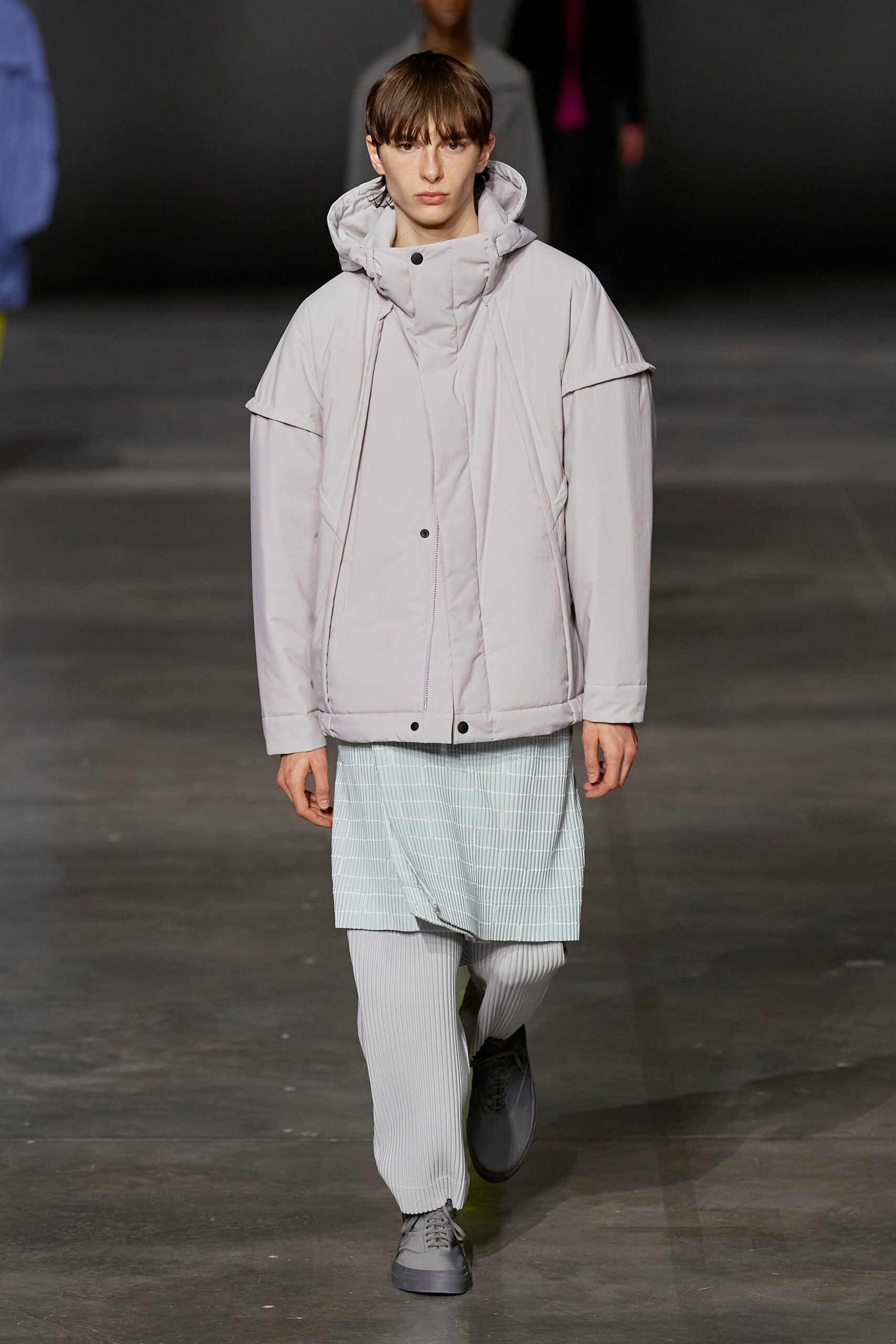 Homme Plissé Issey Miyake F/W 23 Menswear Look 16