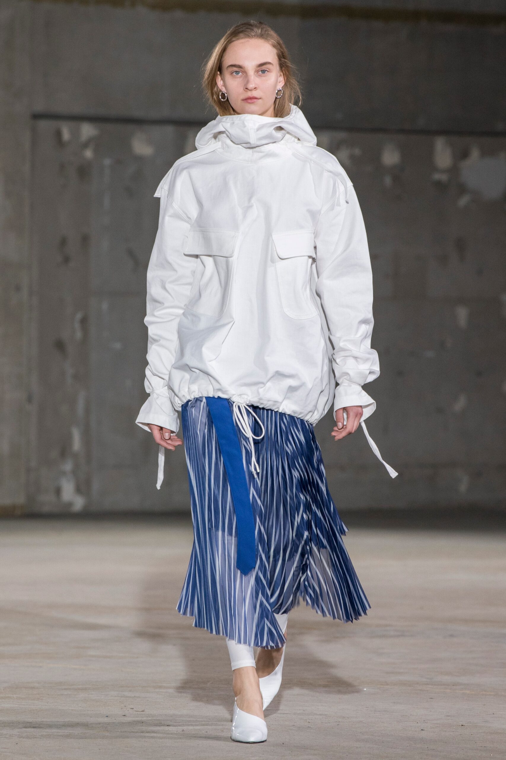 Hyke Tokyo S/S 19 Look 17