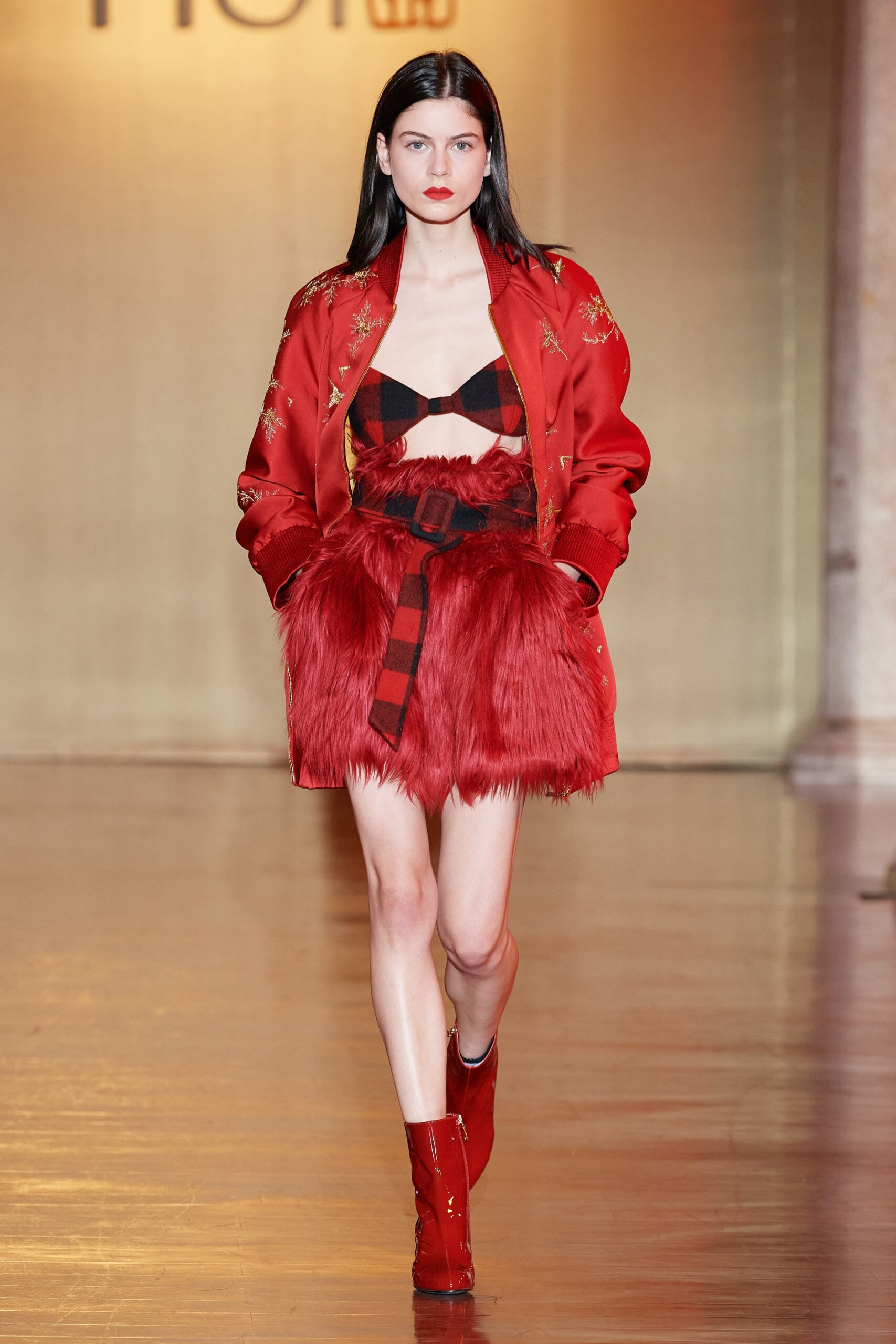 HUI F/W 22 Look 17