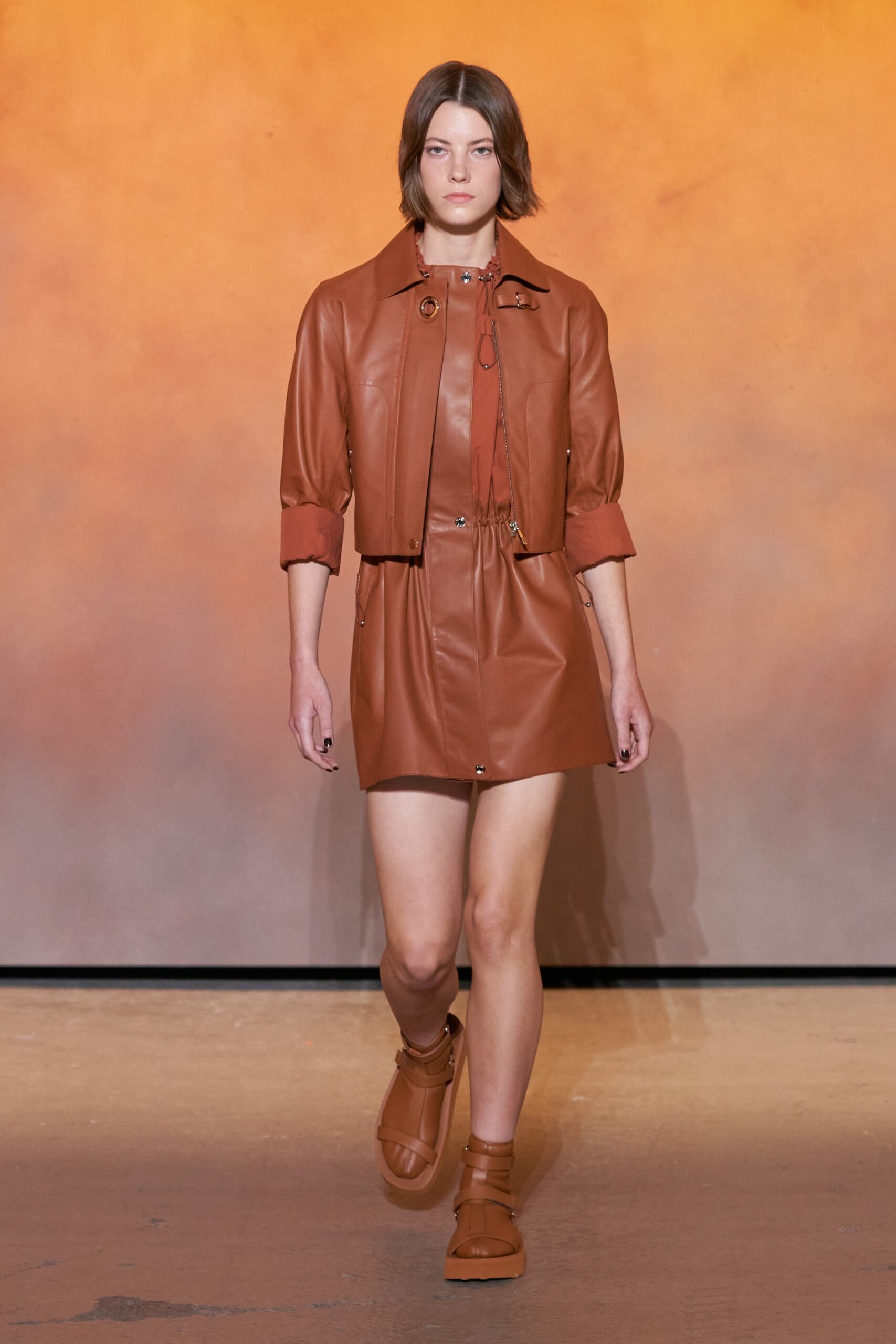 Hermès S/S 22 Look 17