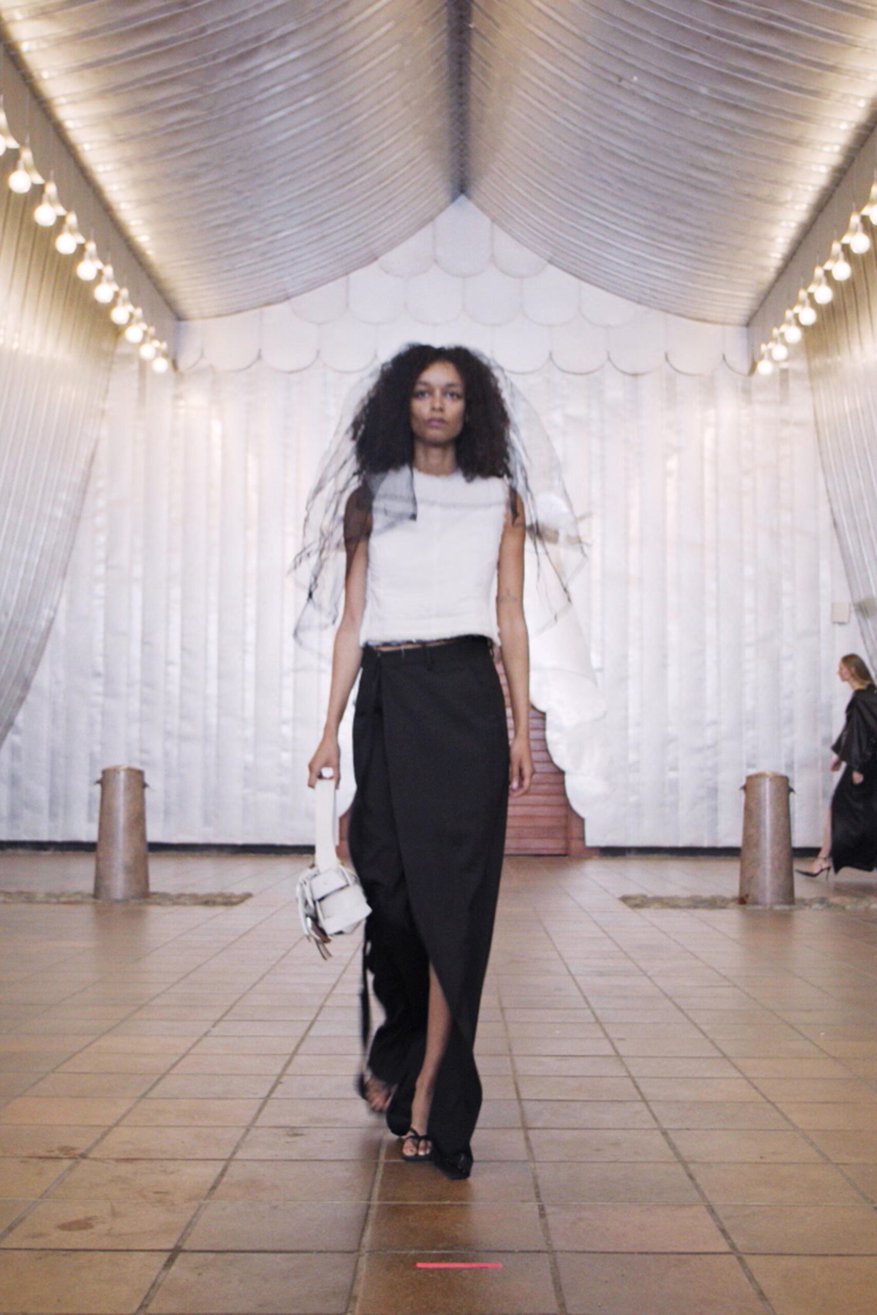 Hodakova S/S 22 Look 17