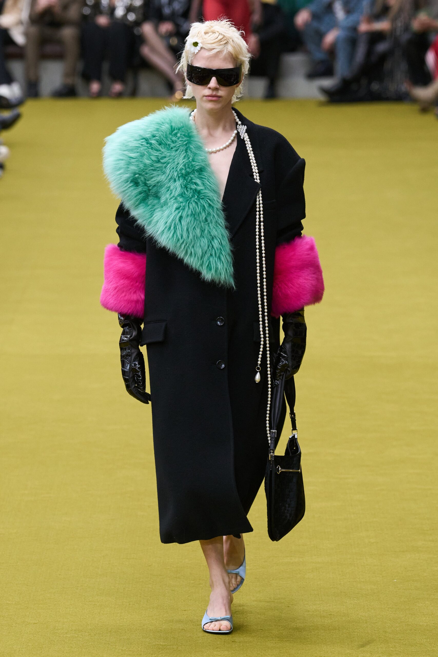 Gucci F/W 23 Look 17