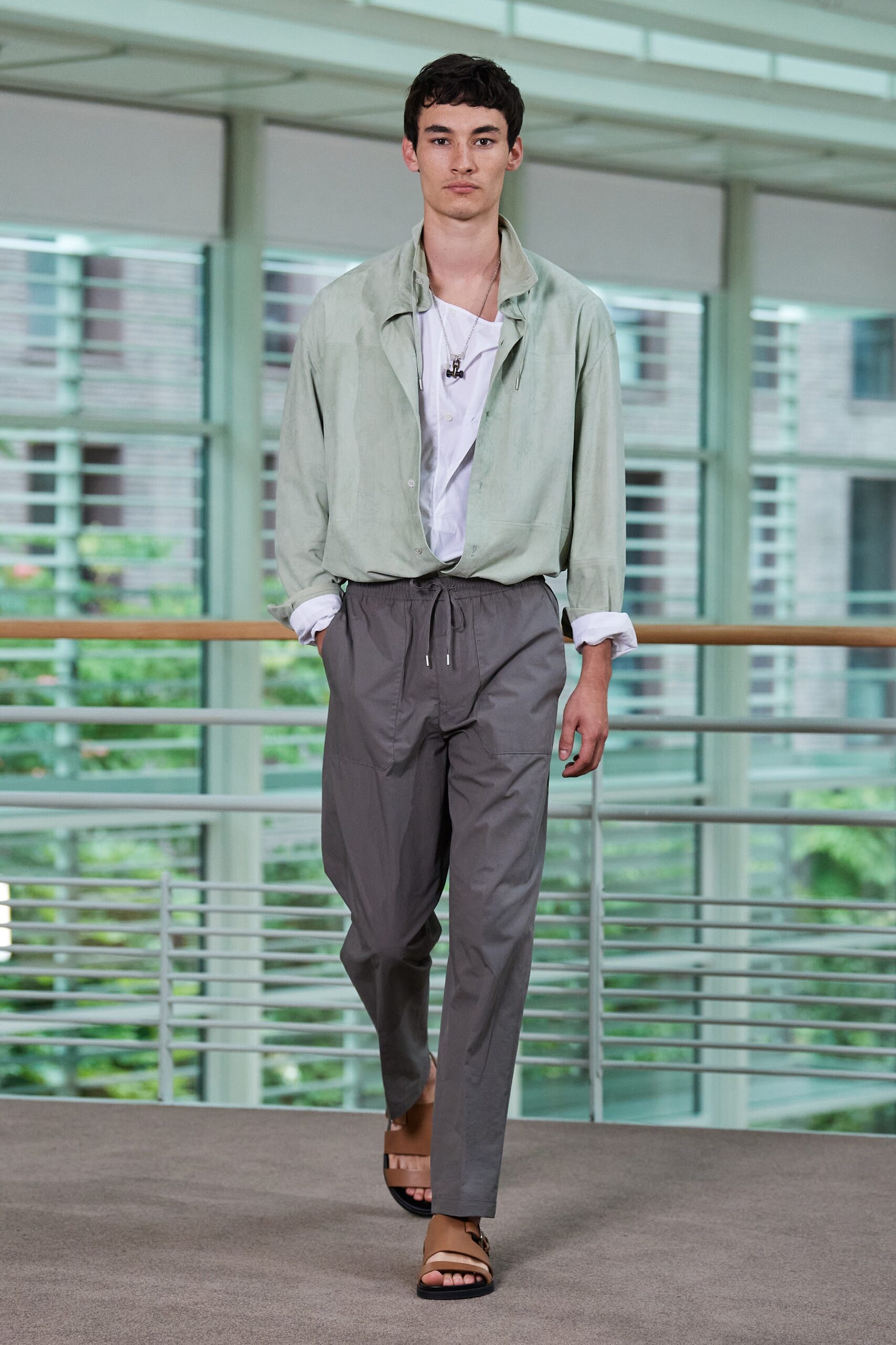 Hermès S/S 21 Menswear Look 18