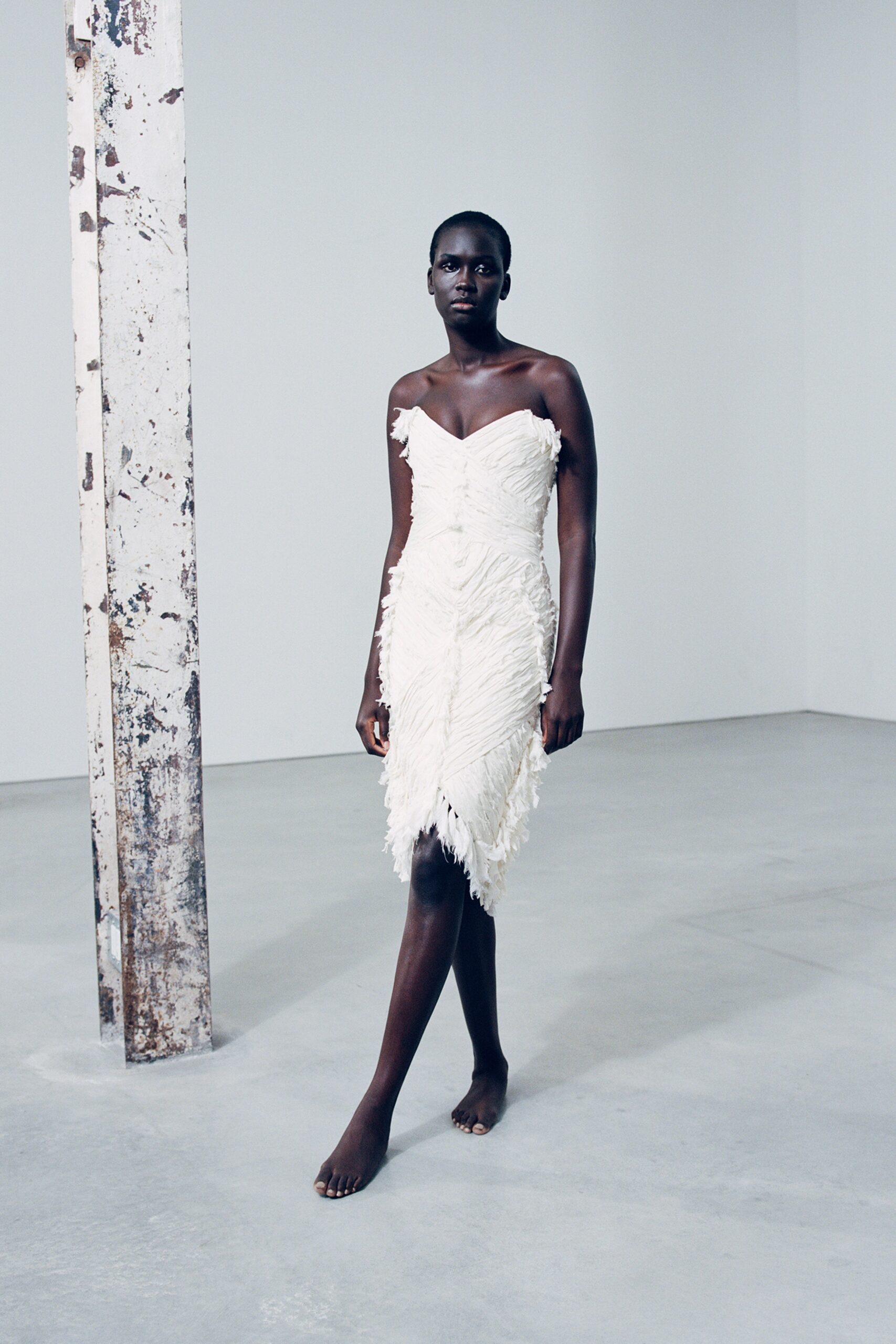 Interior S/S 22 Look 18