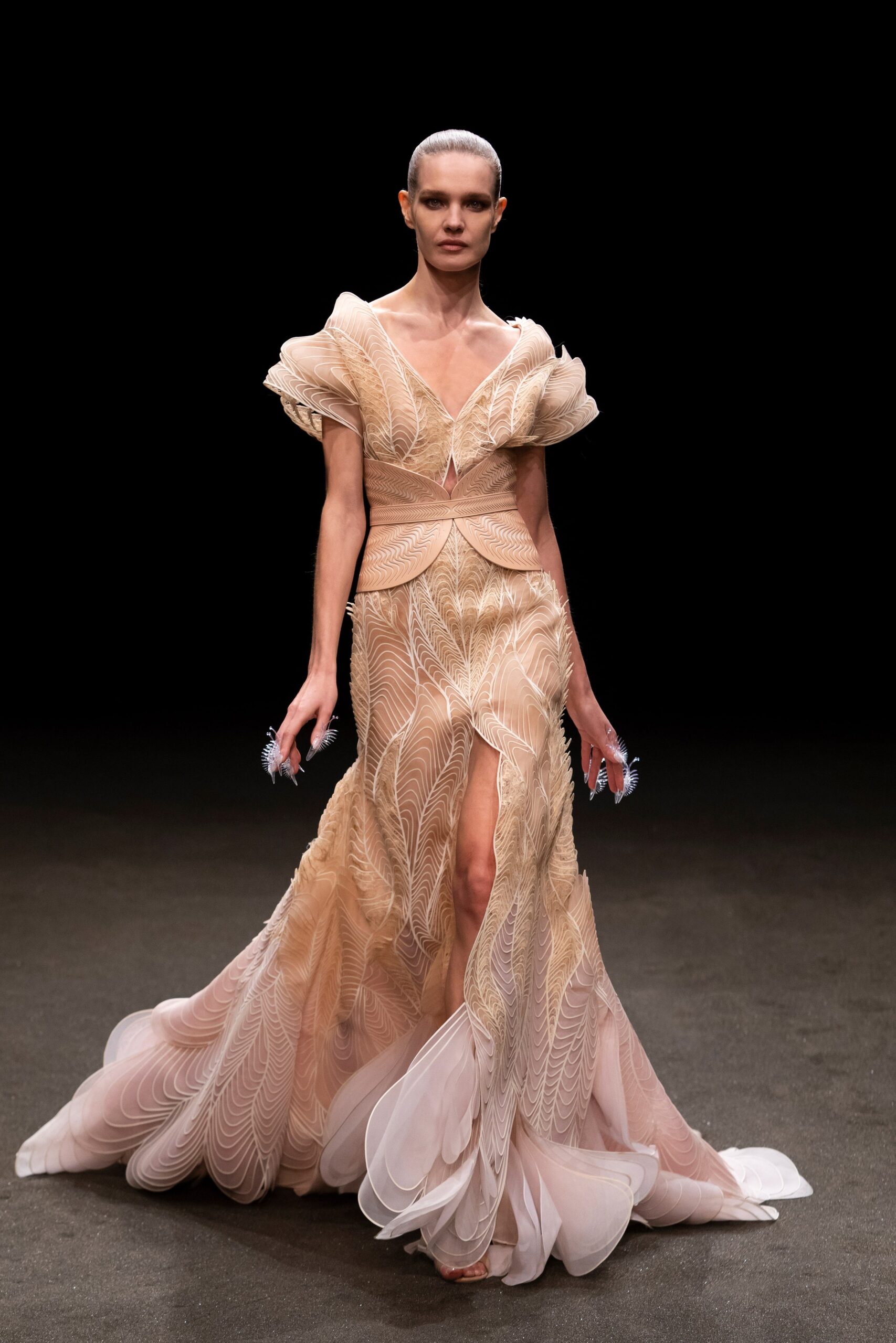 Iris van Herpen S/S 21 Couture Look 18