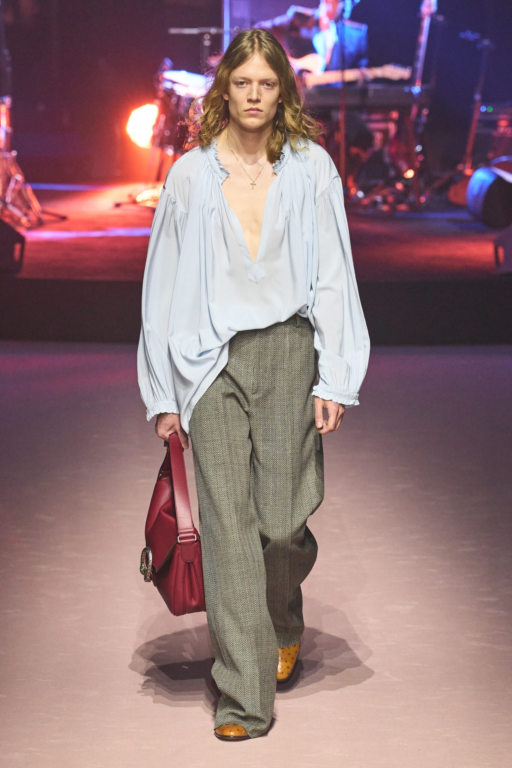 Gucci F/W 23 Menswear Look 18
