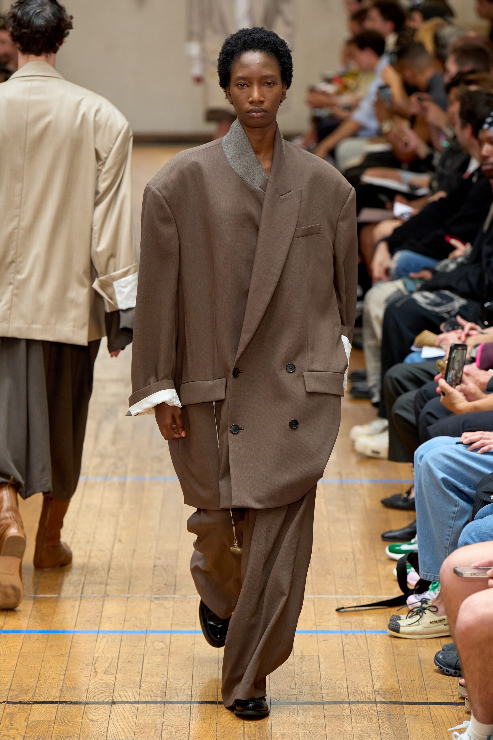 Hed Mayner S/S 23 Menswear Look 18