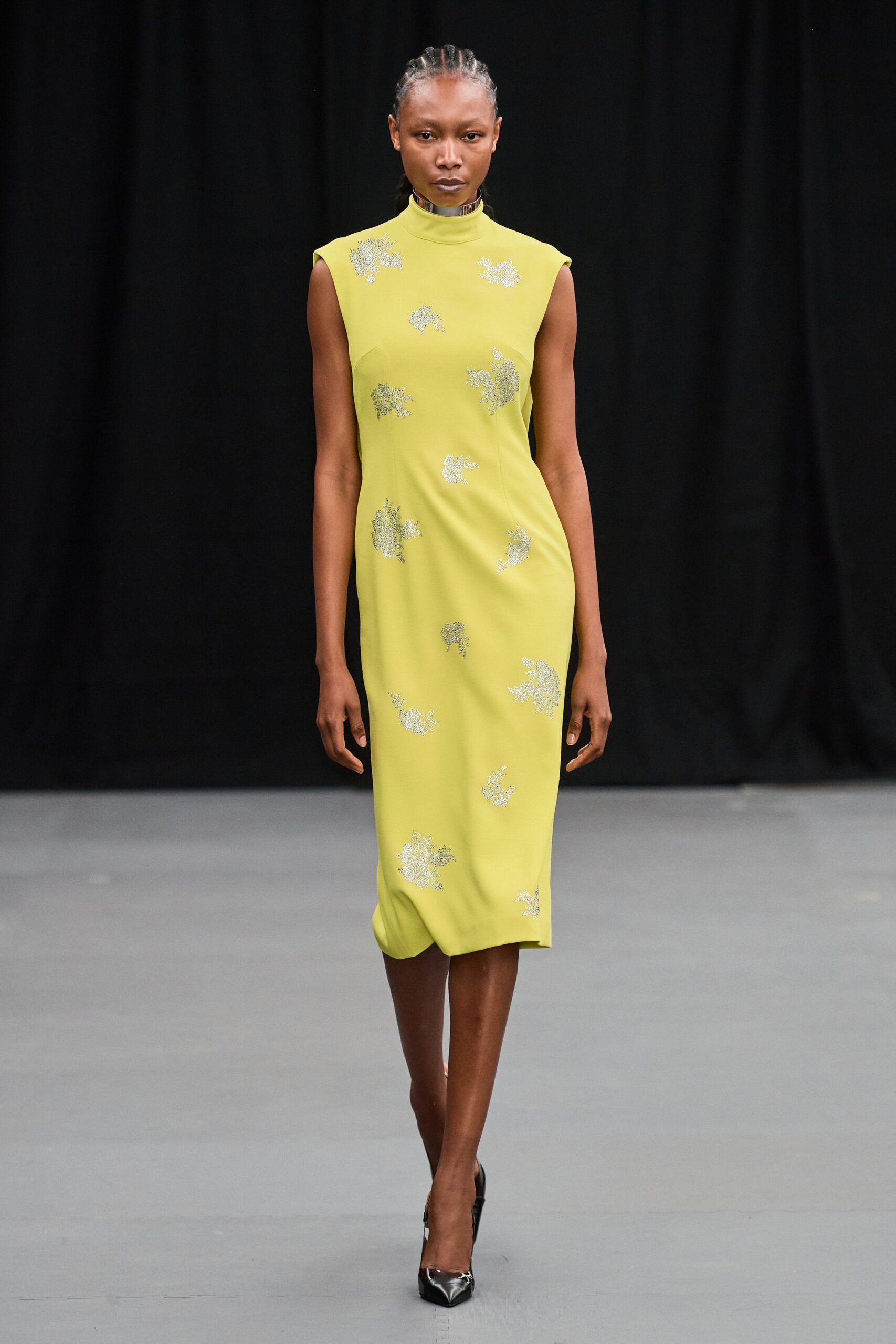 Huishan Zhang S/S 23 Look 18