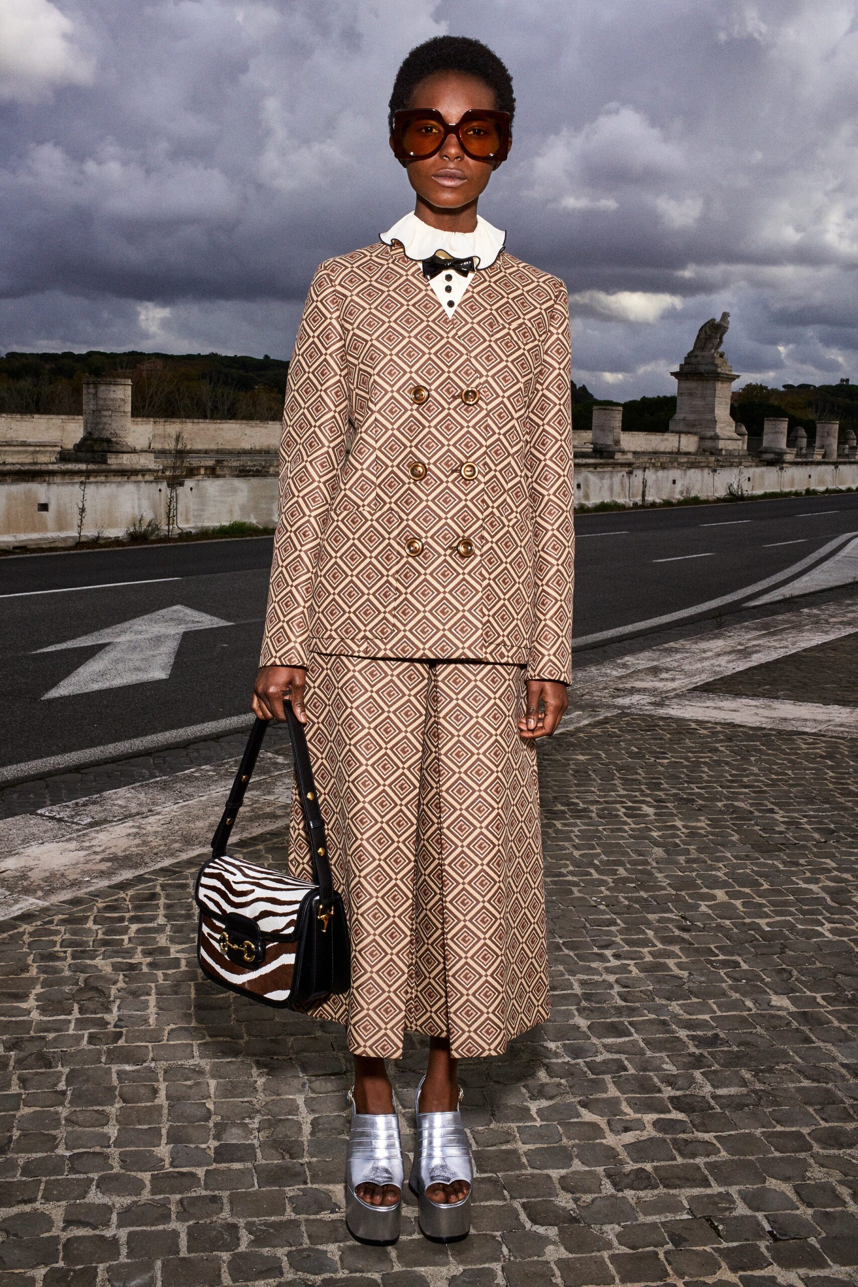 Gucci F/W 20 Look 19