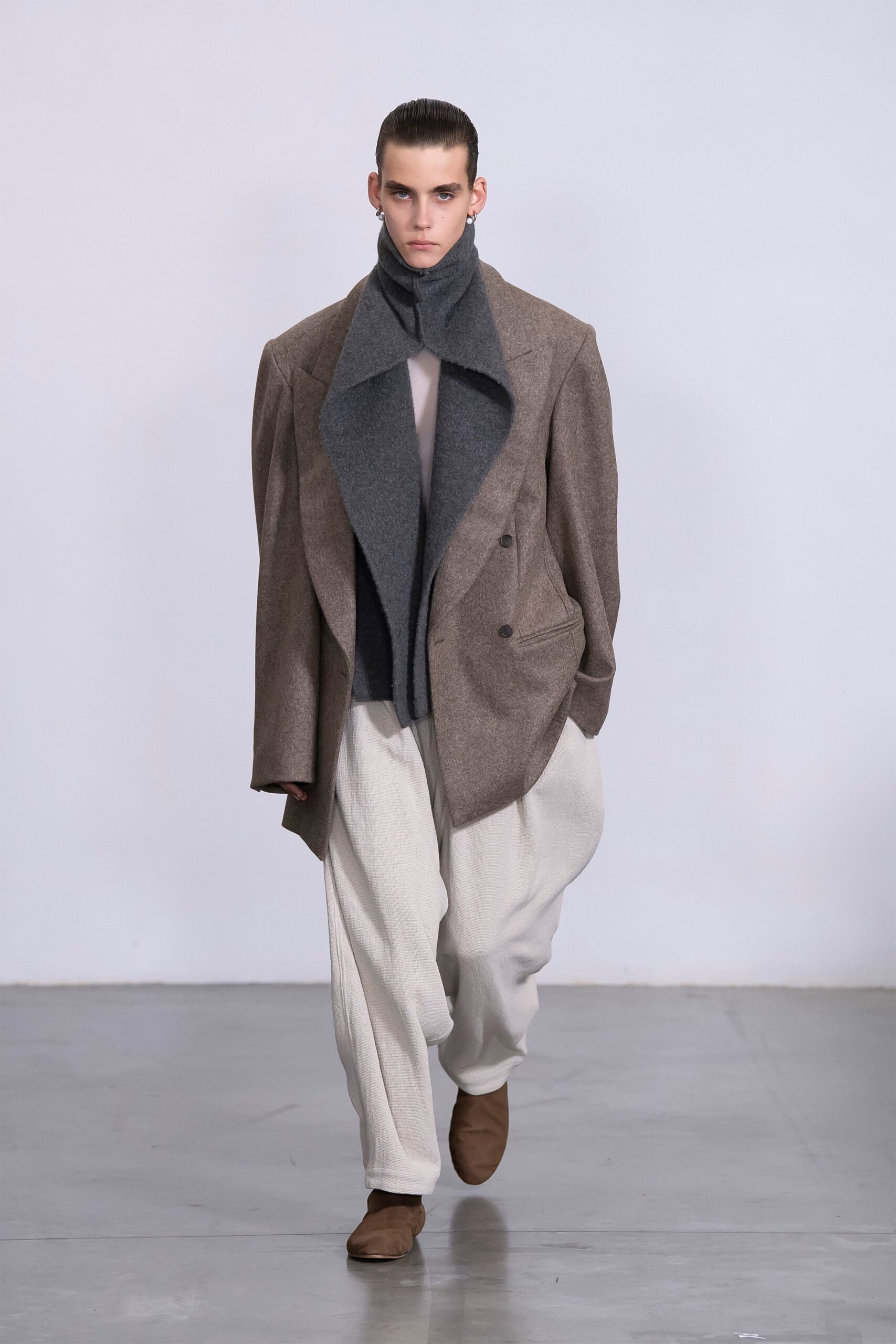 Hed Mayner F/W 20 Menswear Look 19