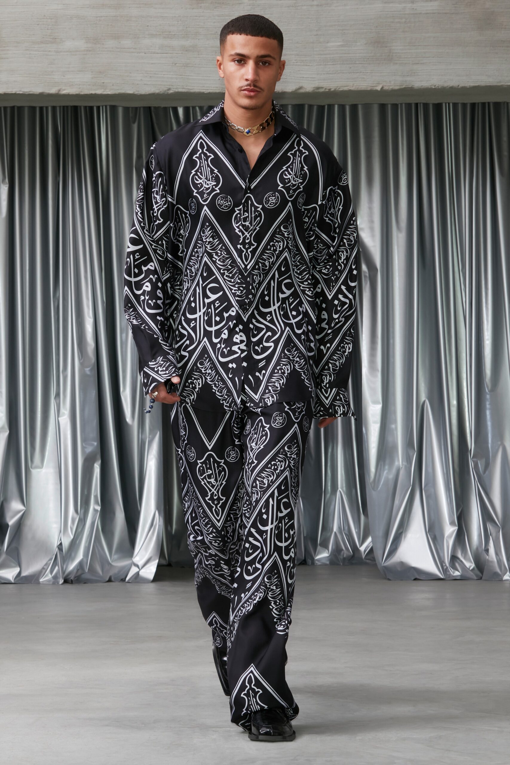 GmbH F/W 22 Menswear Look 19