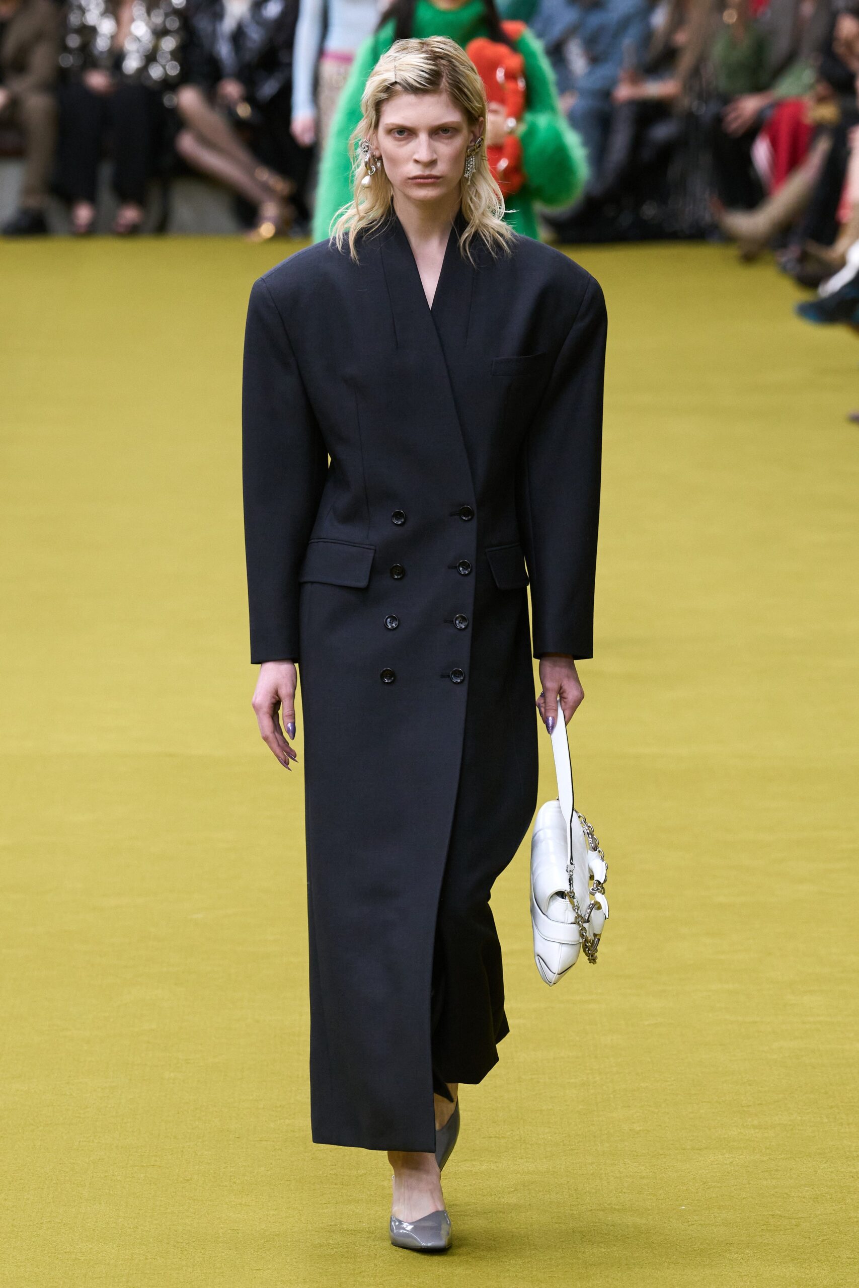 Gucci F/W 23 Look 19