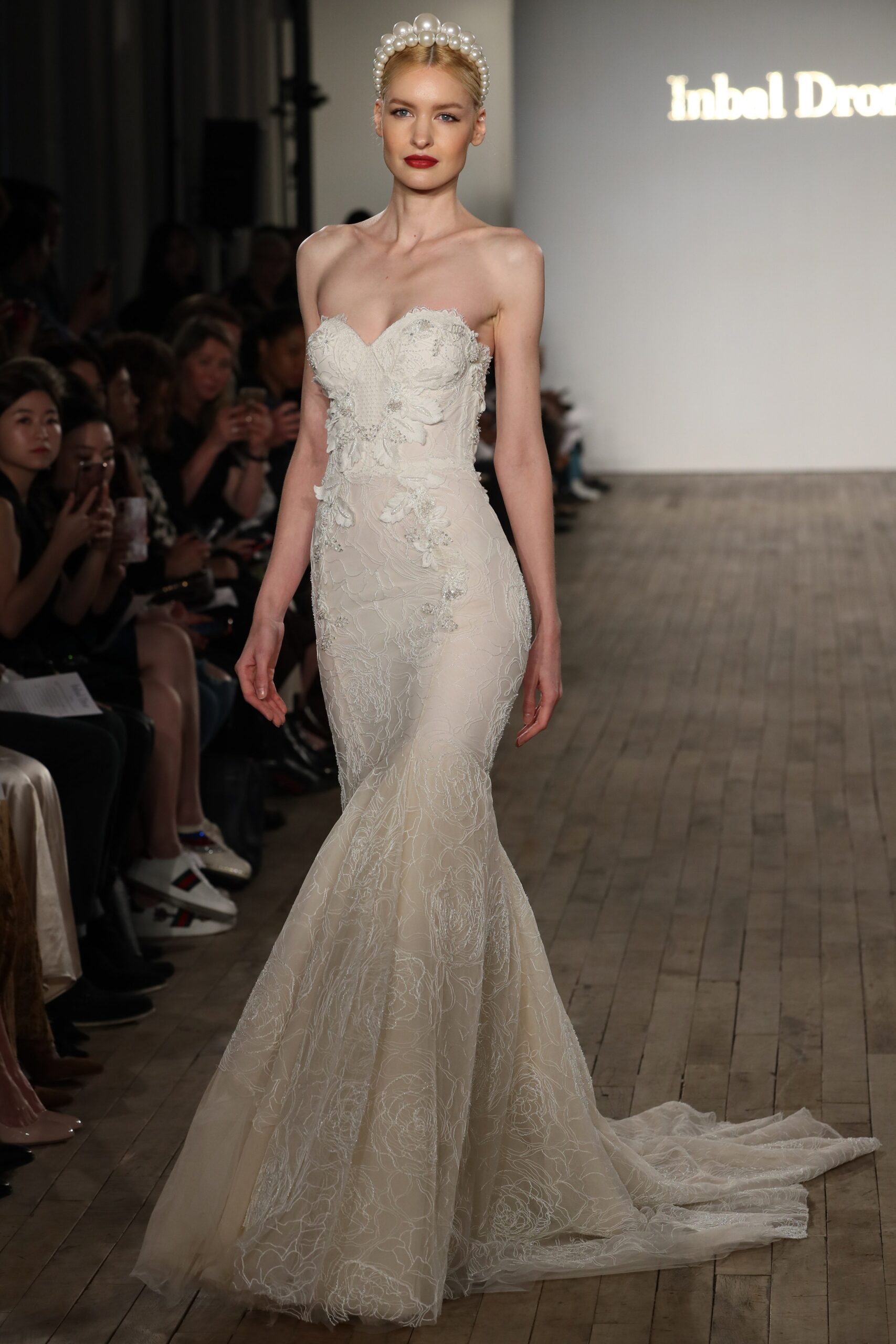 Inbal Dror F/W 19 Bridal Look 19