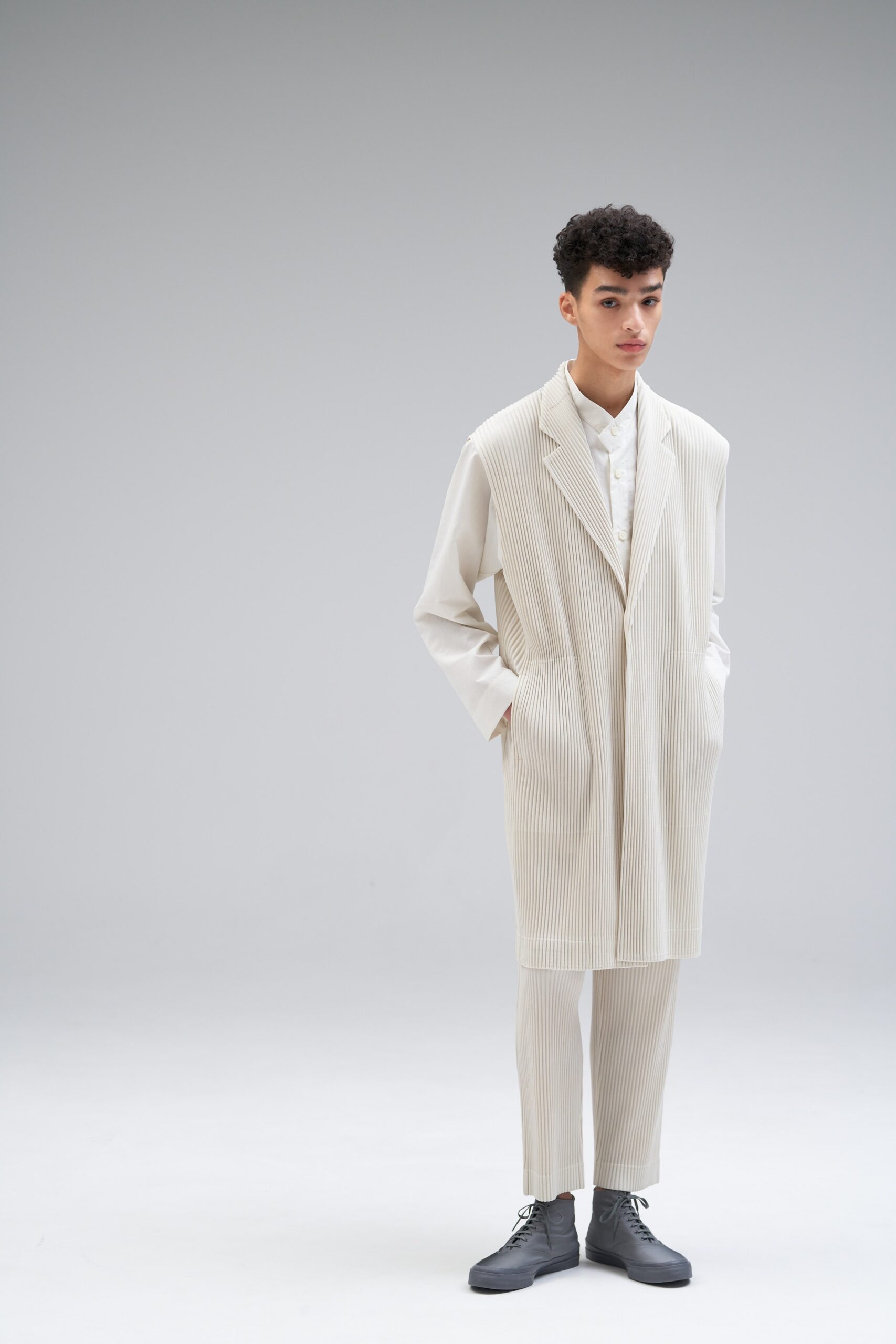 Homme Plissé Issey Miyake F/W 21 Menswear Look 20