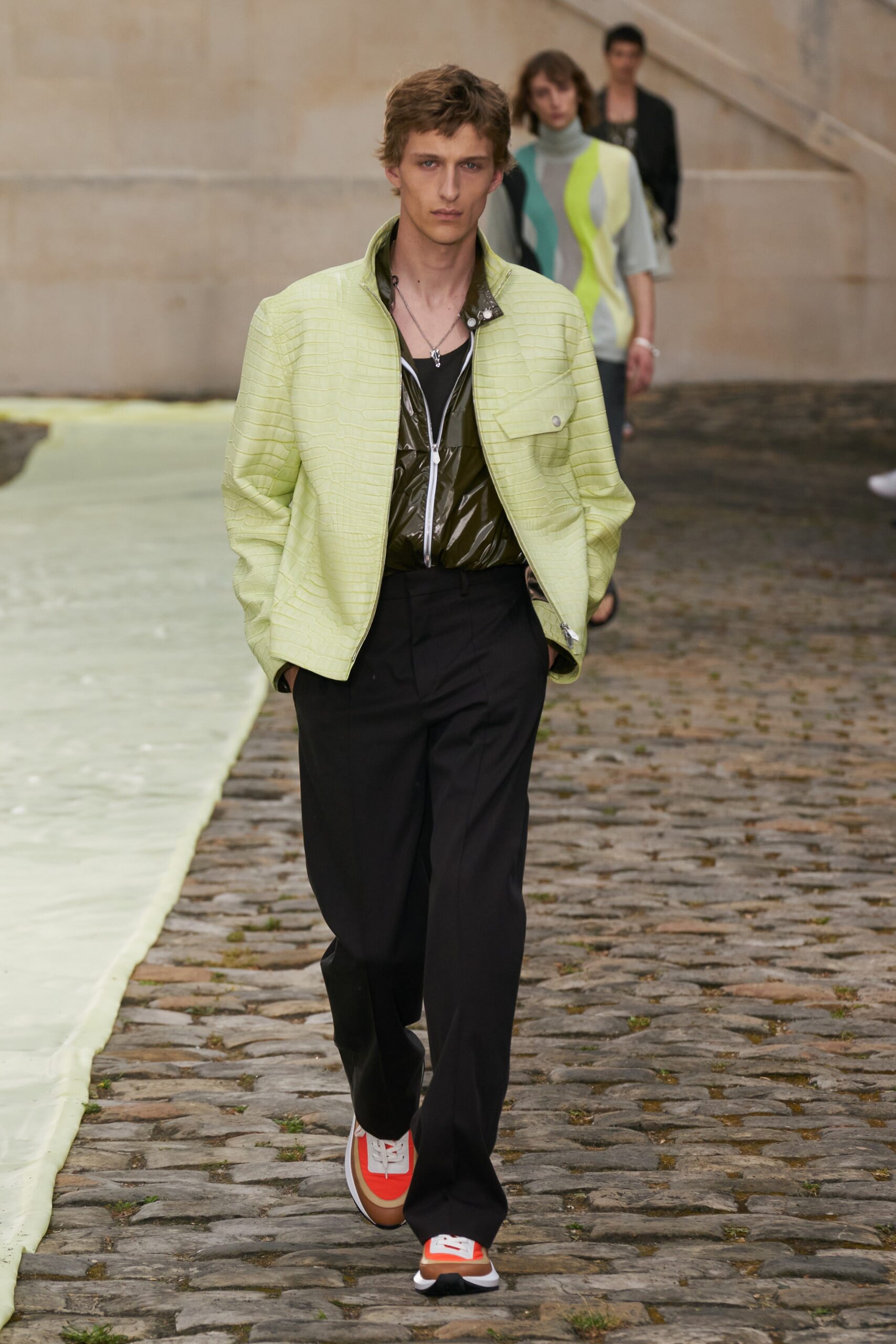 Hermès S/S 23 Menswear Look 20