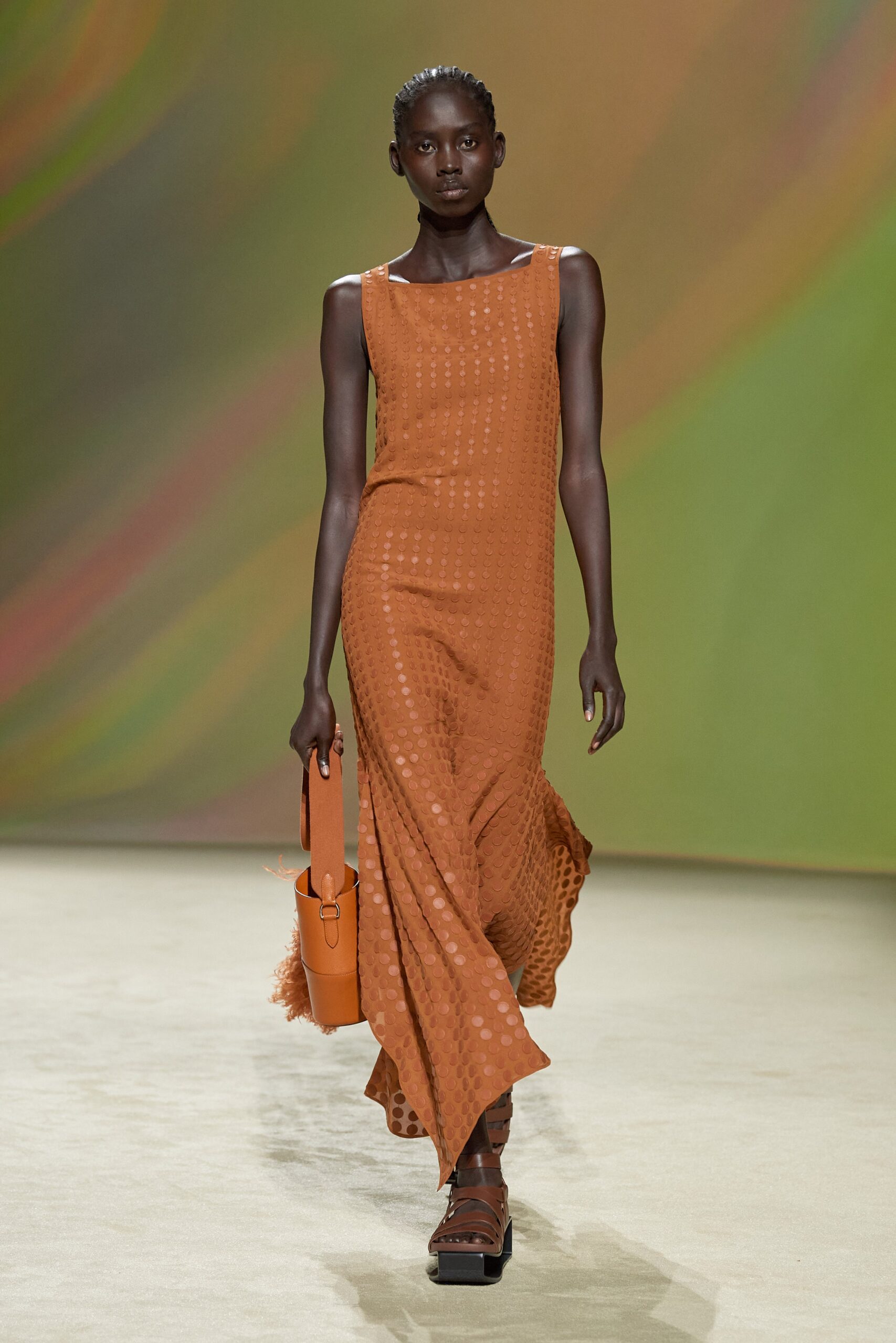 Hermès S/S 23 Look 20