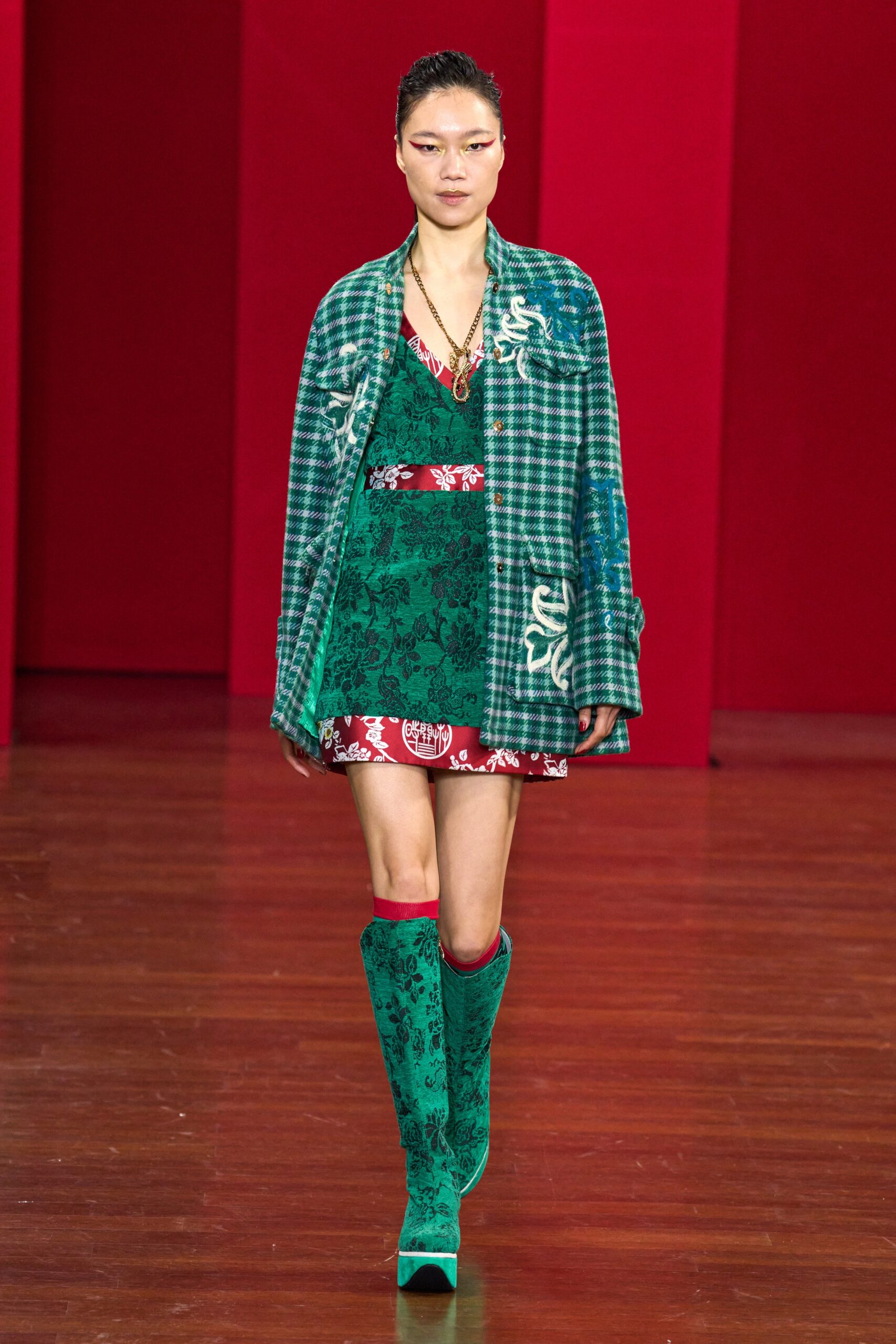 HUI F/W 23 Look 20