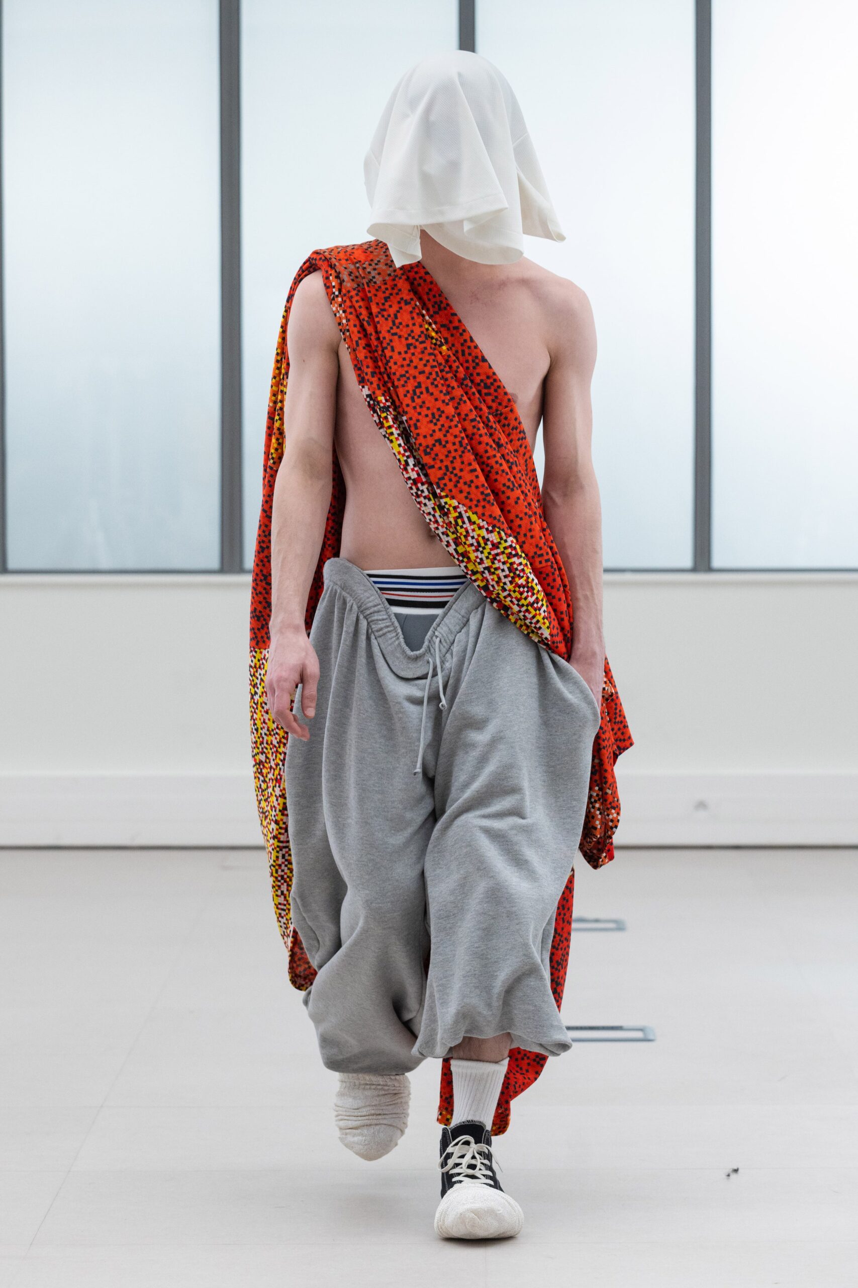 Institut Français de la Mode F/W 22 Look 20
