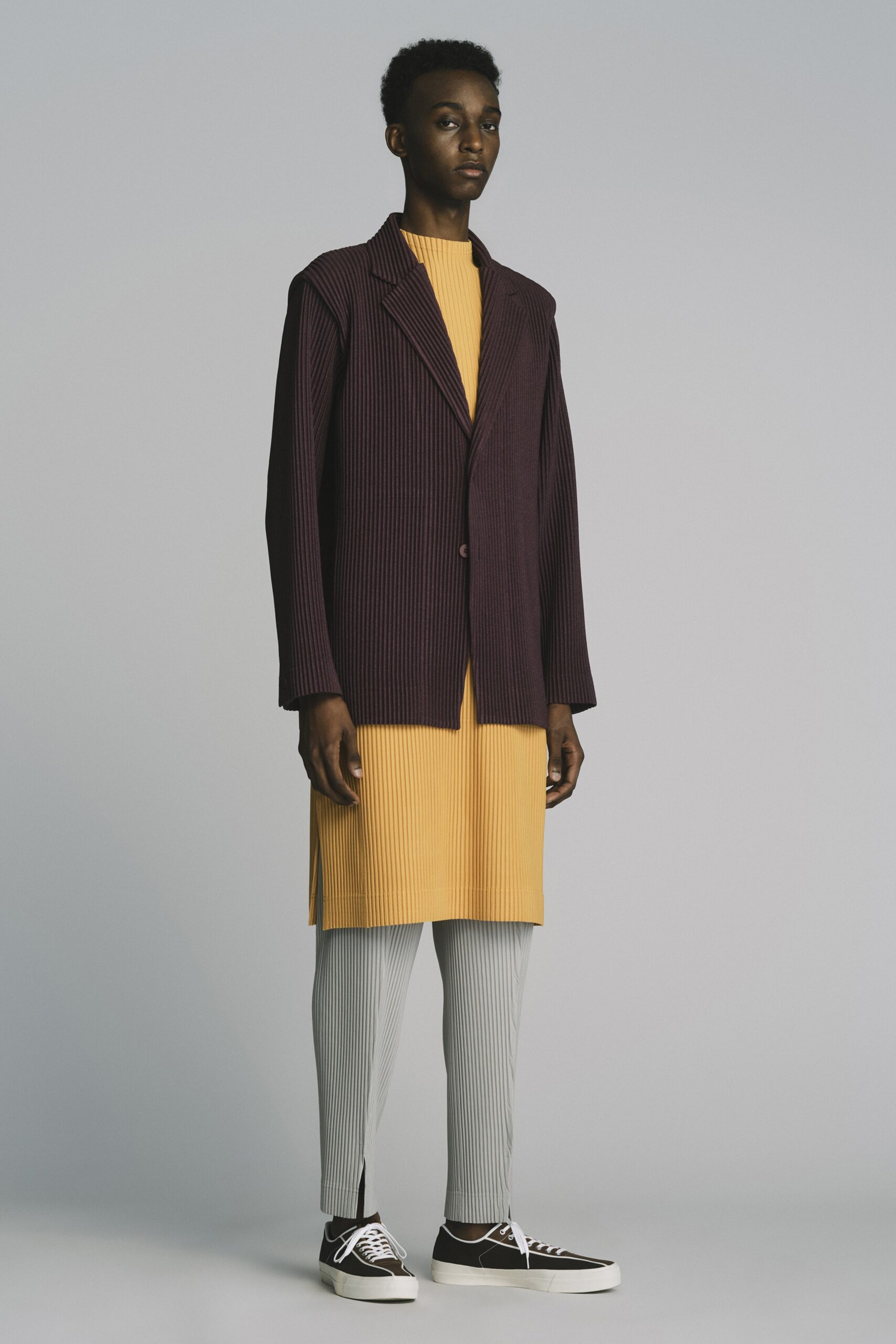Homme Plissé Issey Miyake F/W 22 Menswear Look 21