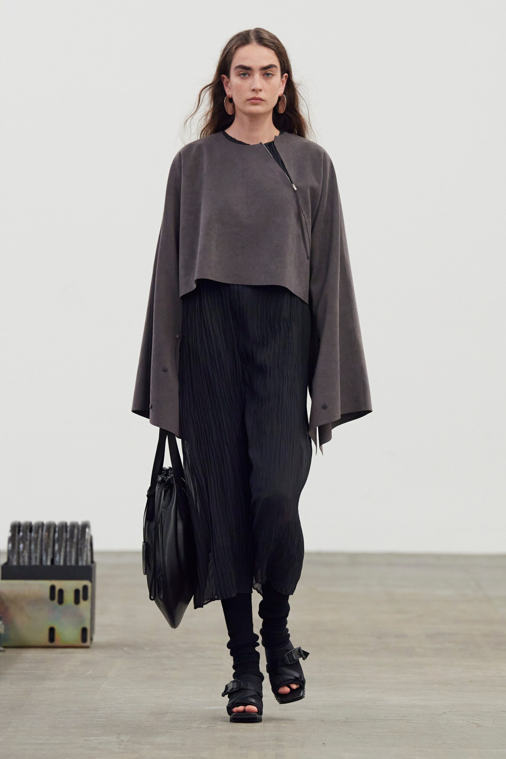 Hyke Tokyo S/S 22 Look 21