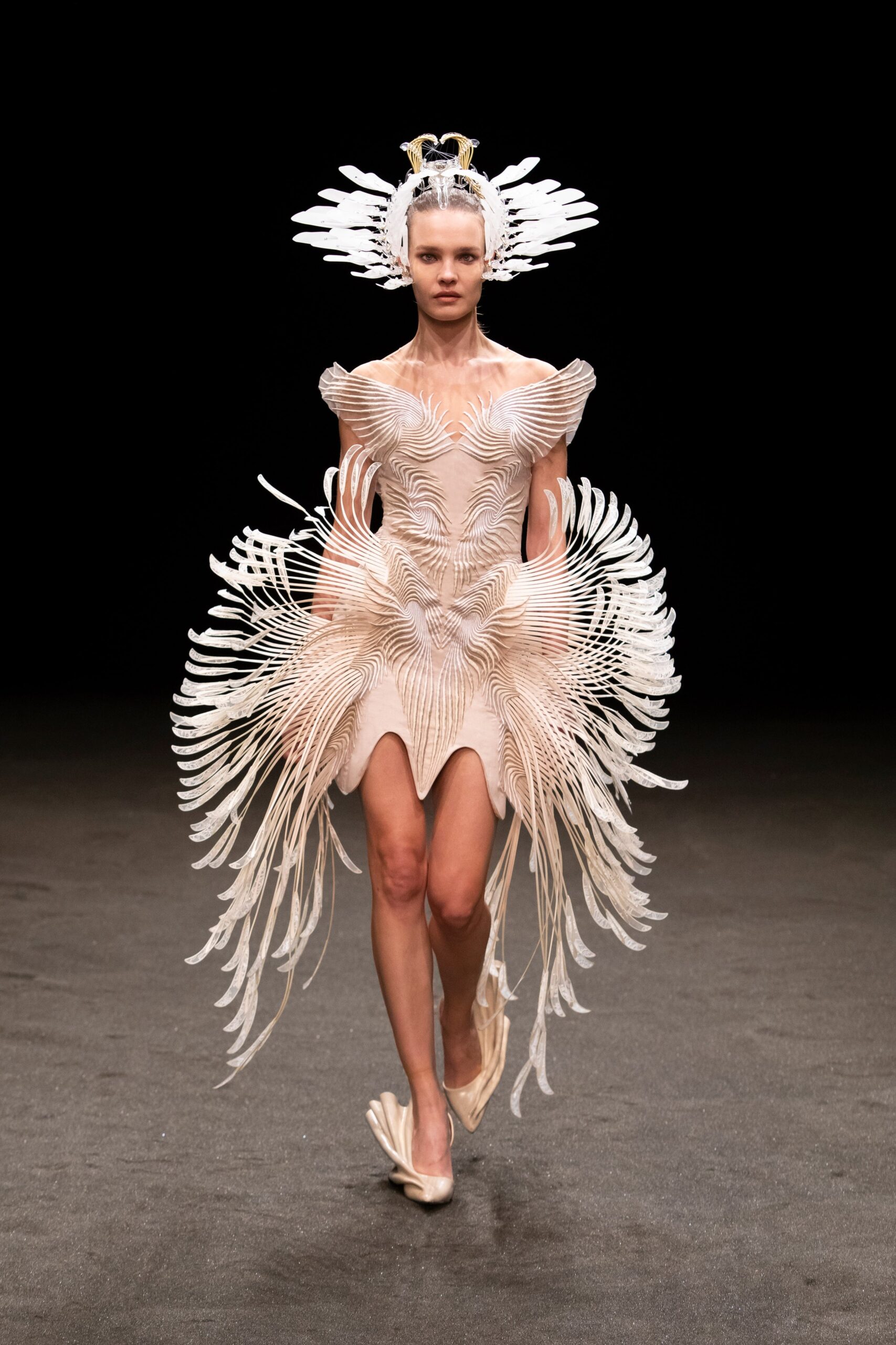 Iris van Herpen S/S 21 Couture Look 21