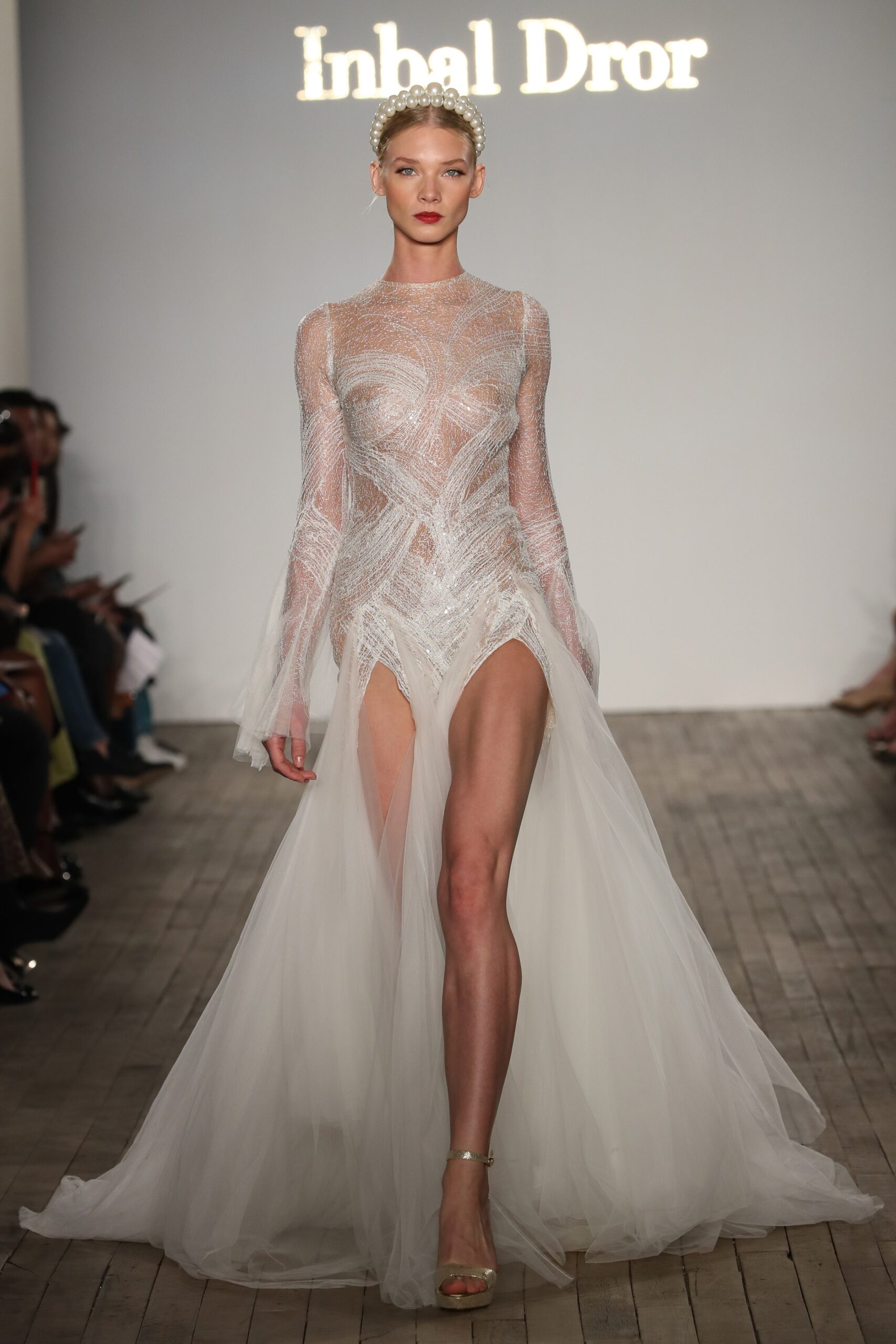 Inbal Dror F/W 19 Bridal Look 21