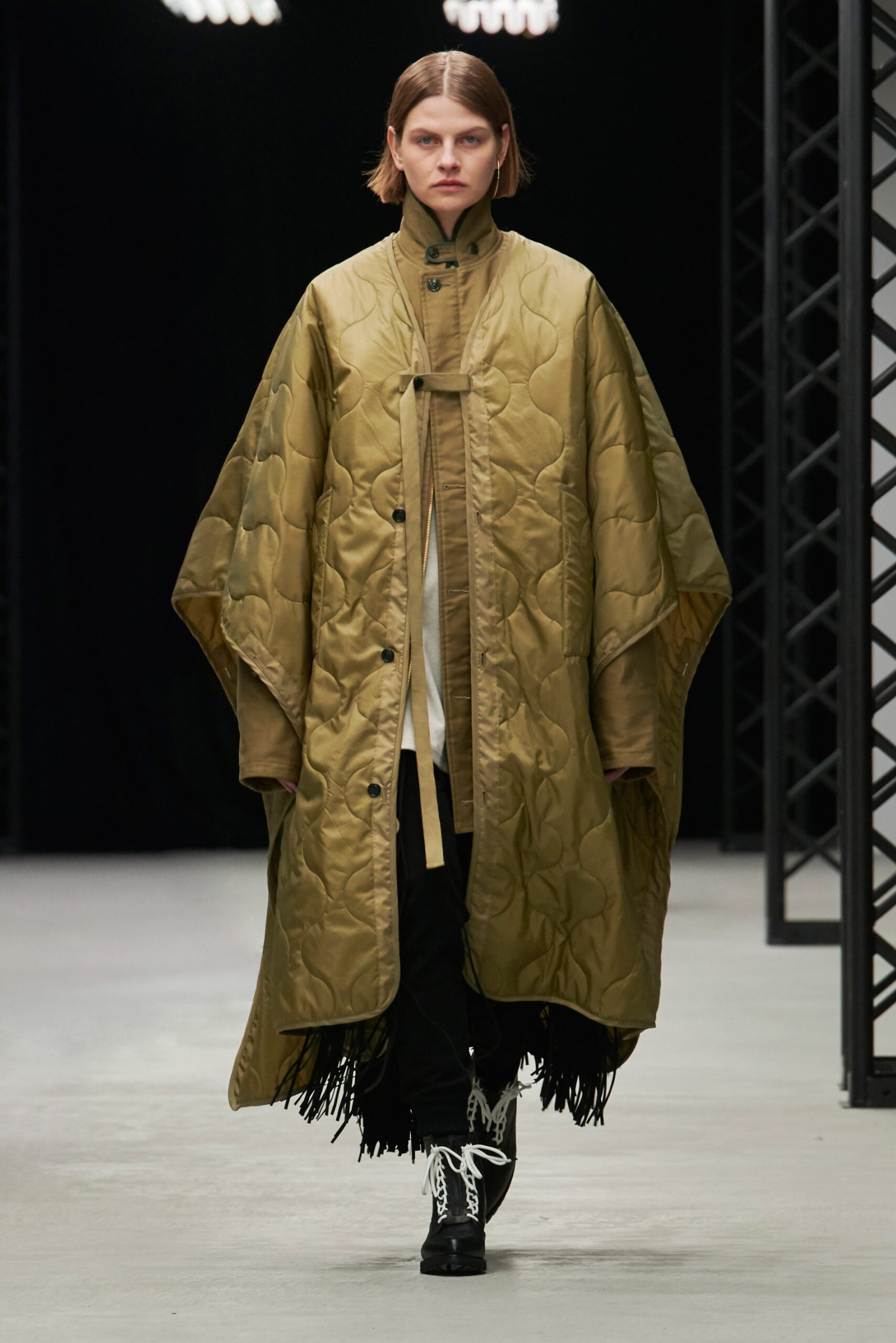 Hyke Tokyo F/W 20 Look 22