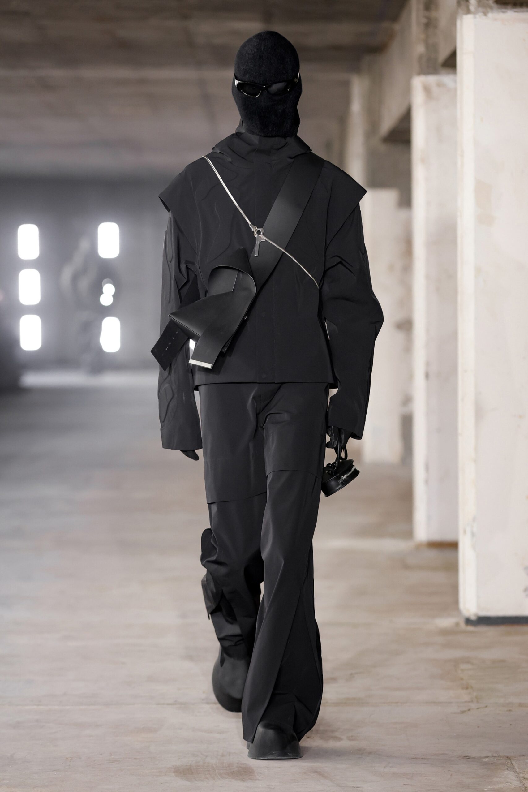 Heliot Emil F/W 23 Look 22