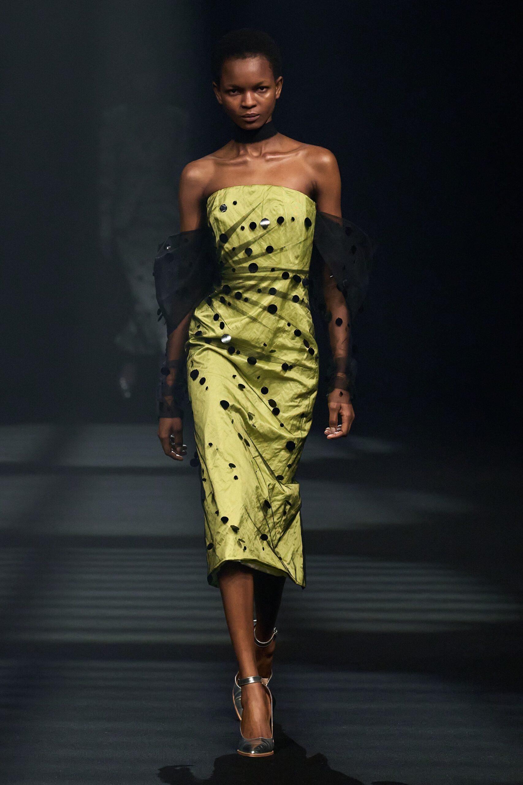 Huishan Zhang F/W 23 Look 22