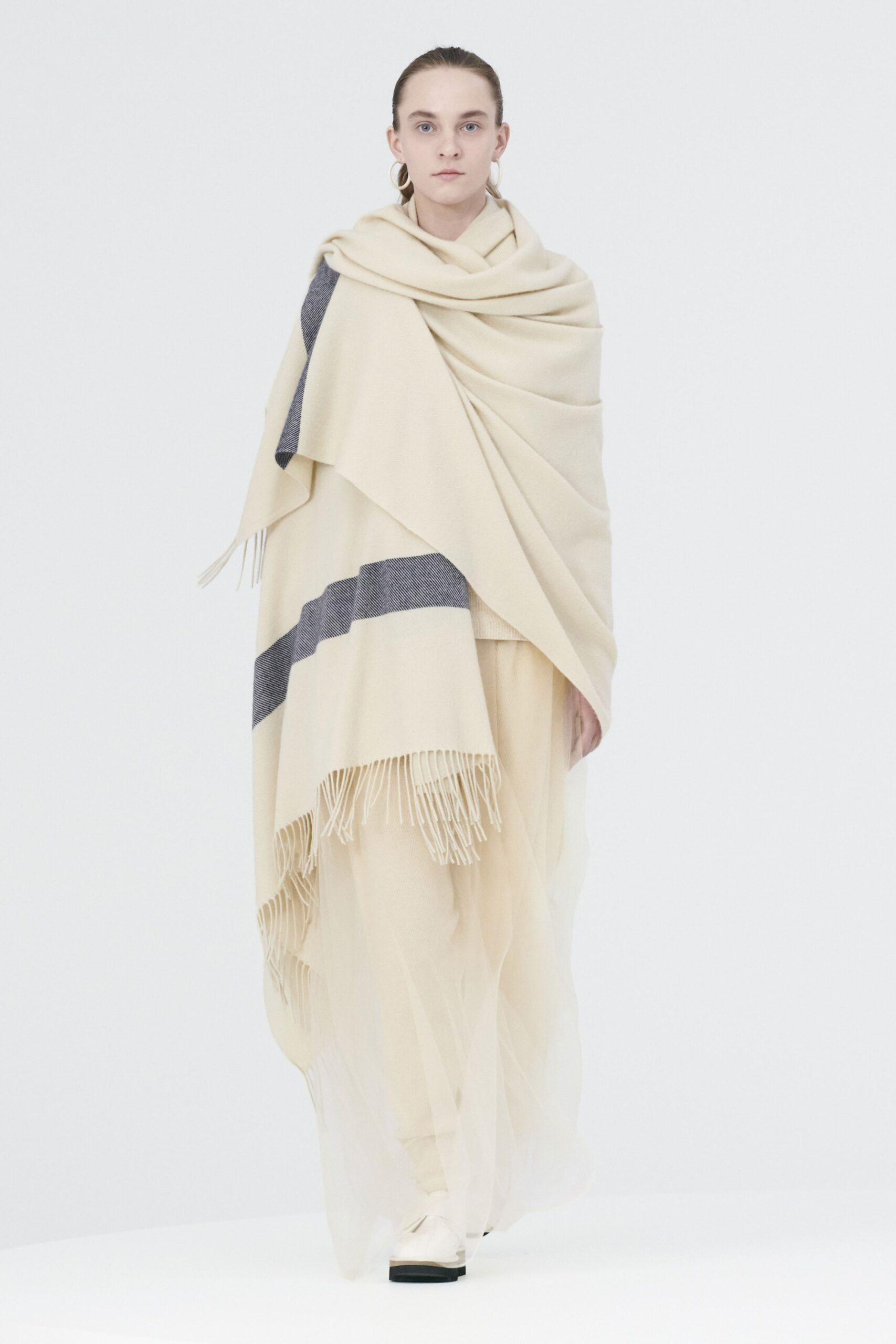 Hyke Tokyo F/W 22 Look 22