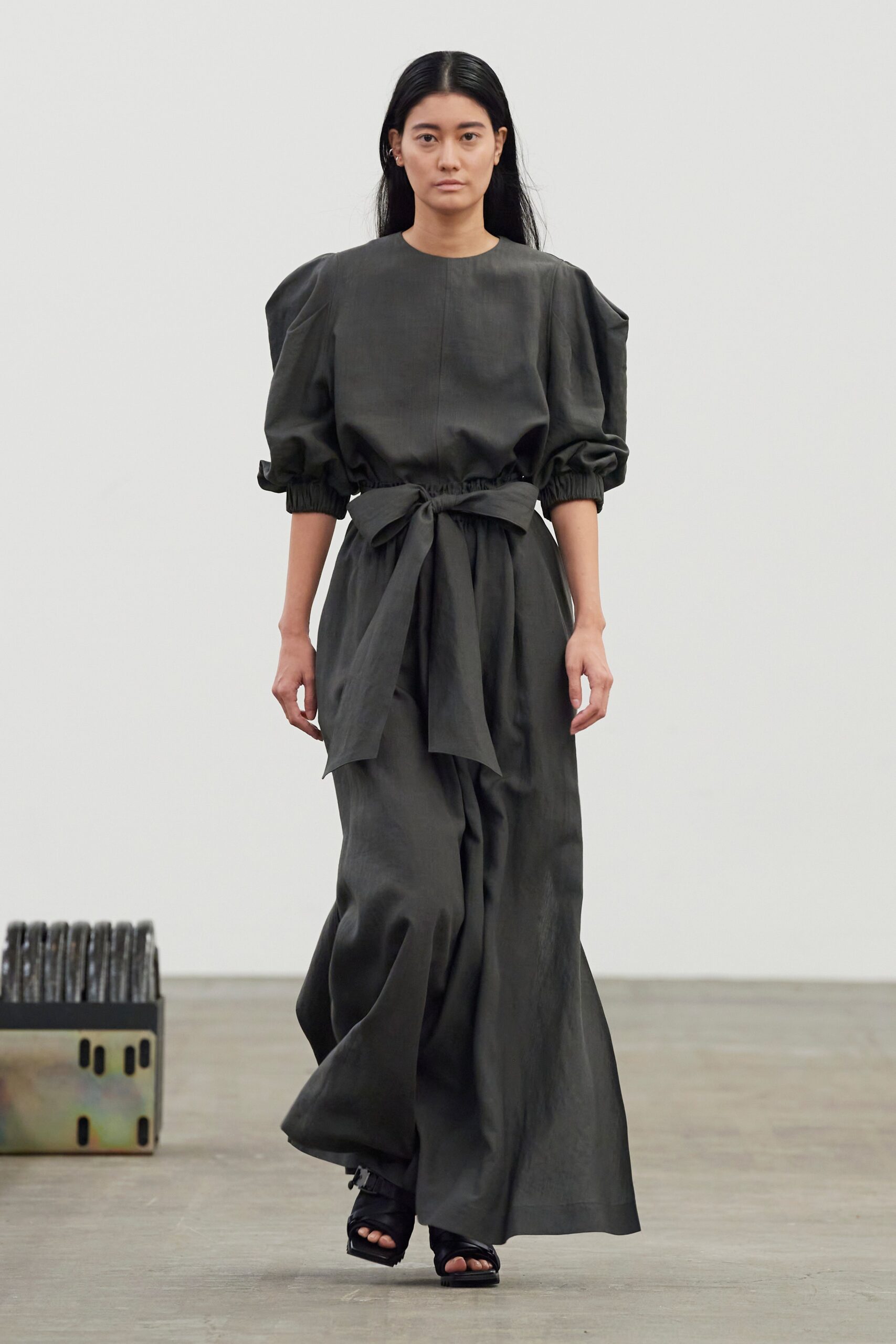 Hyke Tokyo S/S 22 Look 23