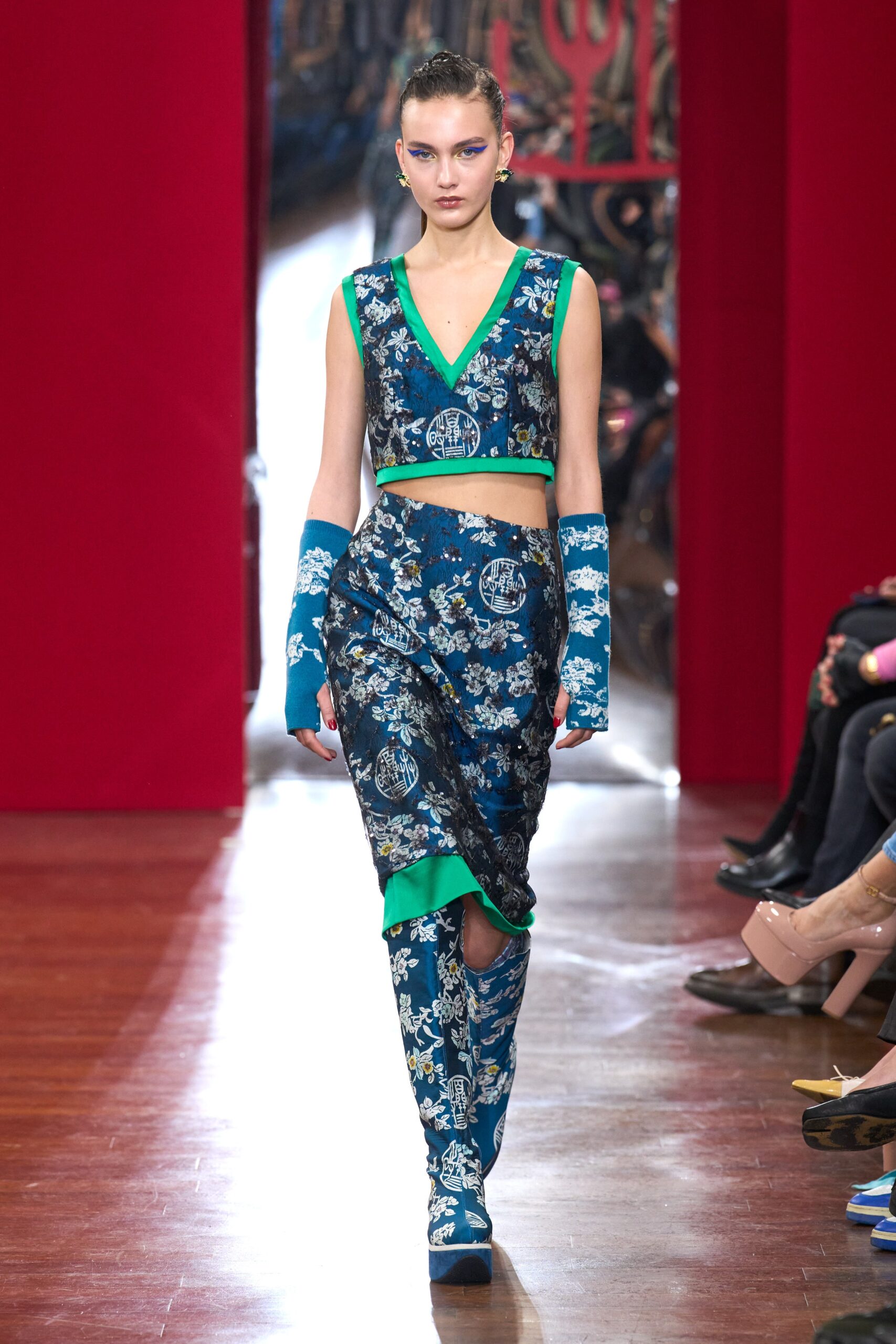 HUI F/W 23 Look 23