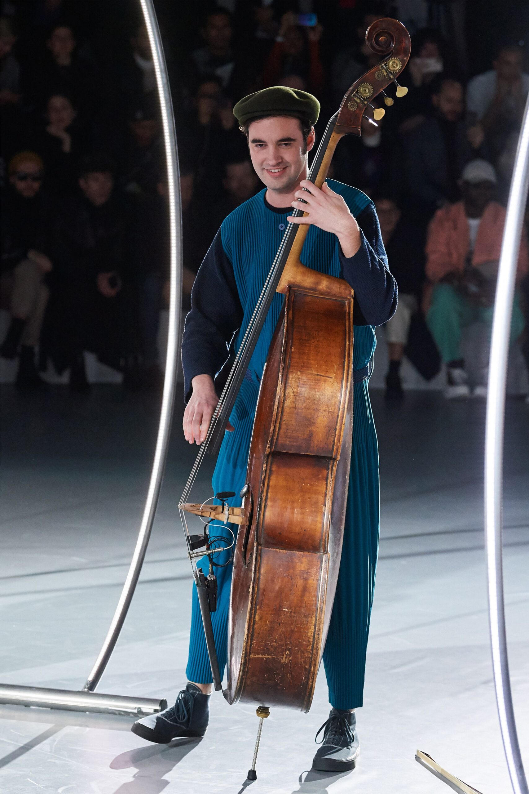 Homme Plissé Issey Miyake F/W 20 Menswear Look 24