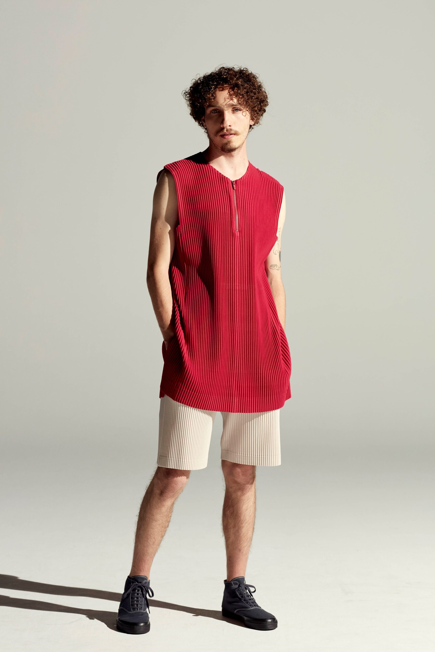 Homme Plissé Issey Miyake S/S 22 Menswear Look 24