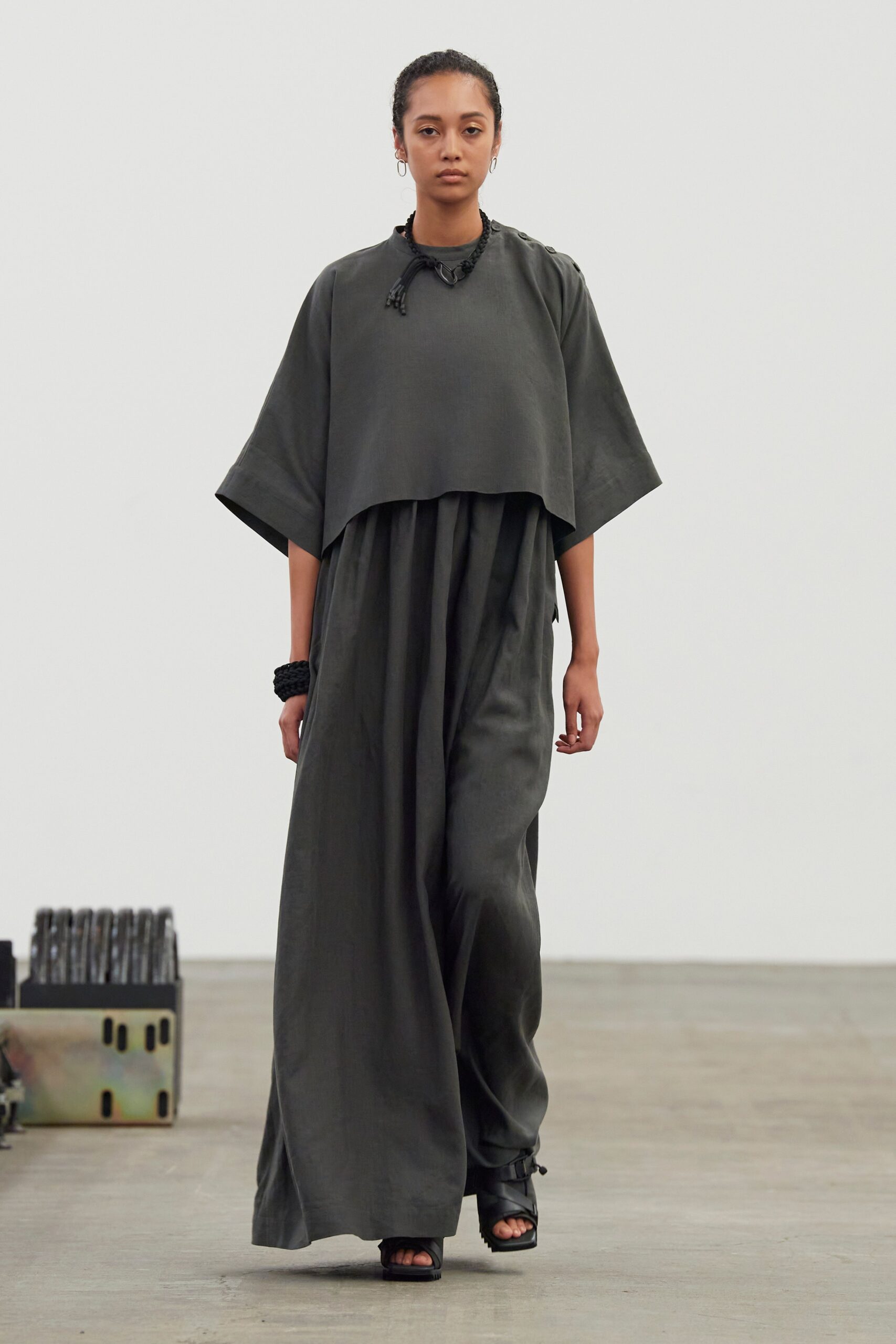 Hyke Tokyo S/S 22 Look 24