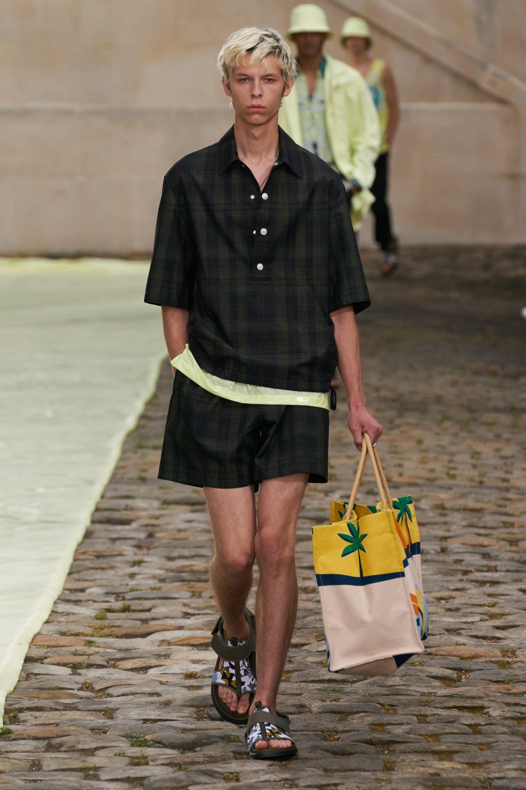 Hermès S/S 23 Menswear Look 24