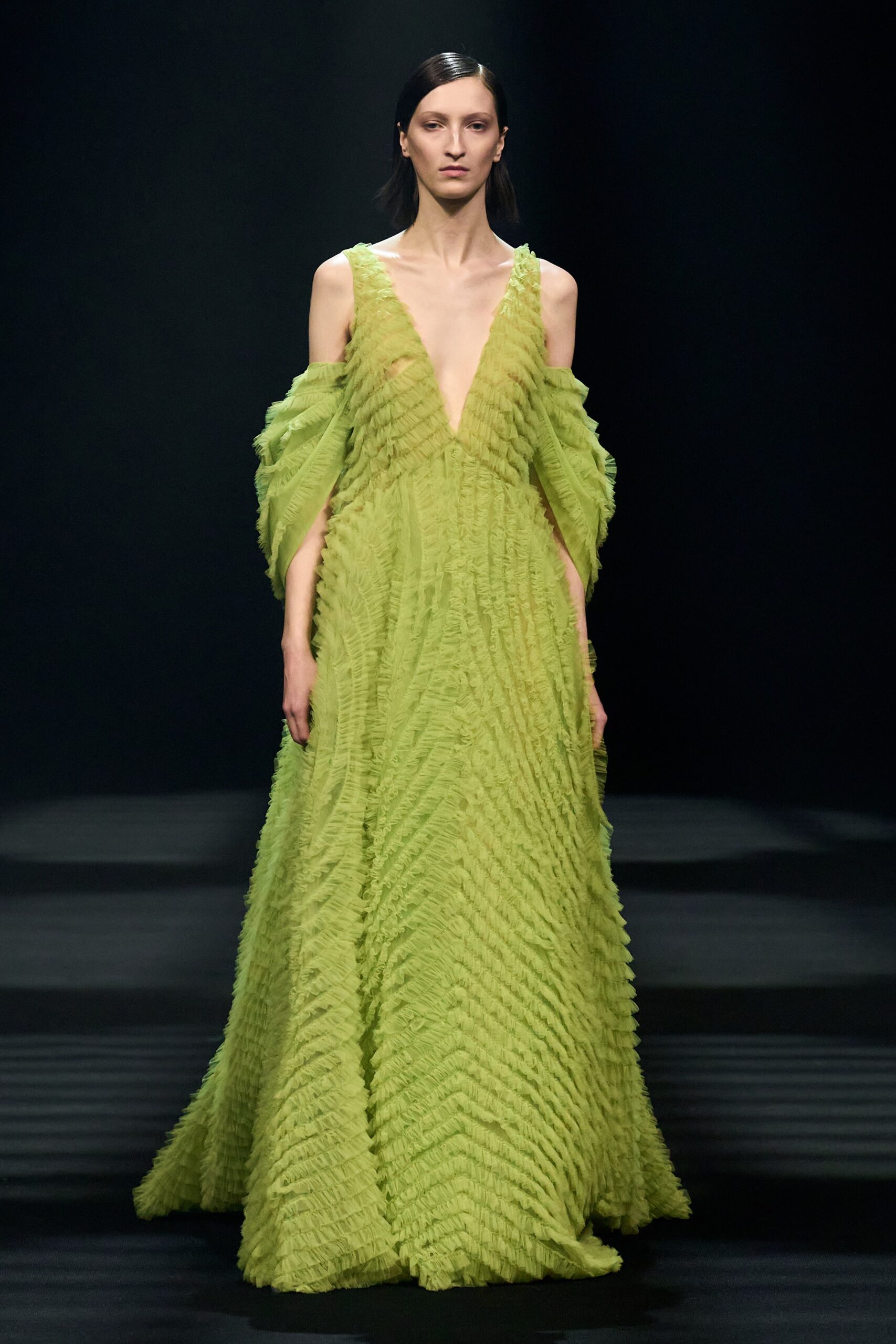 Huishan Zhang F/W 23 Look 24