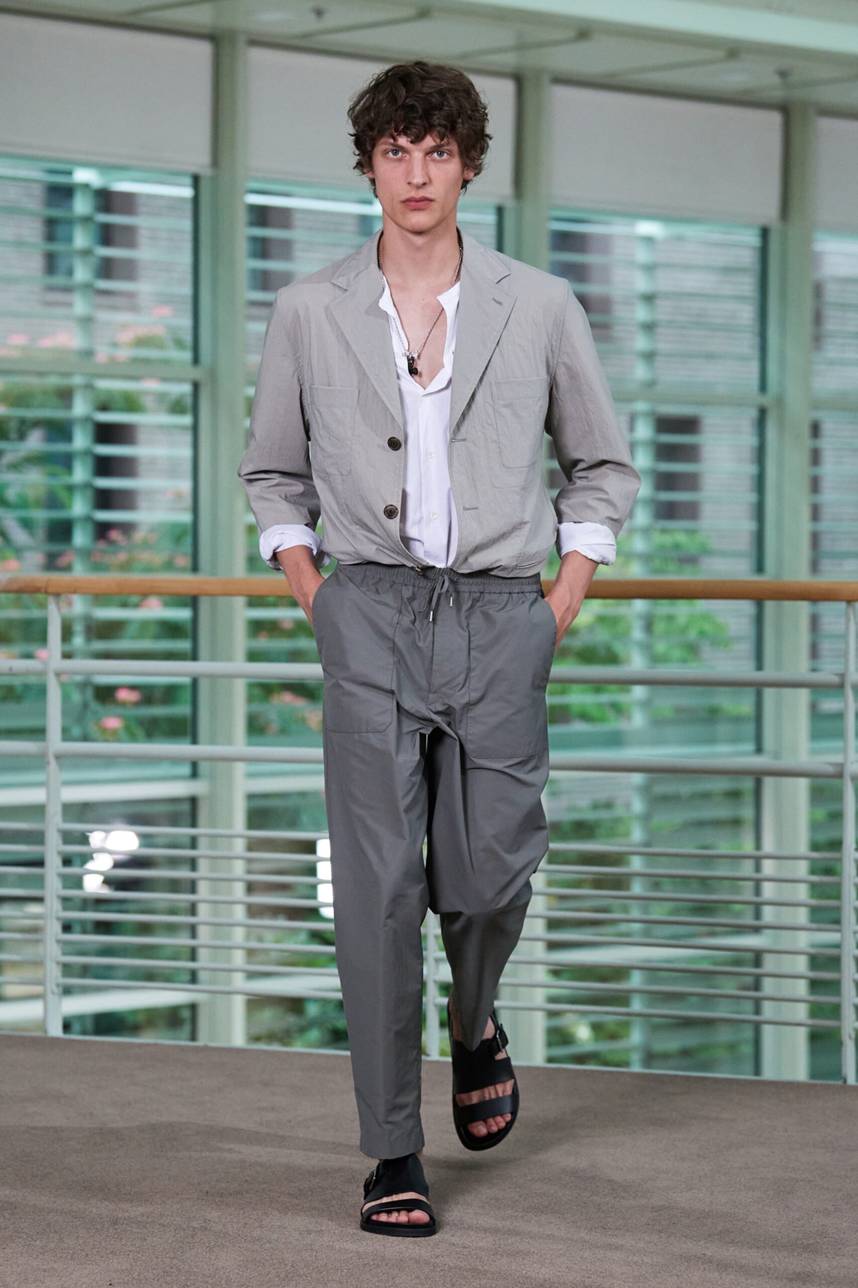 Hermès S/S 21 Menswear Look 25