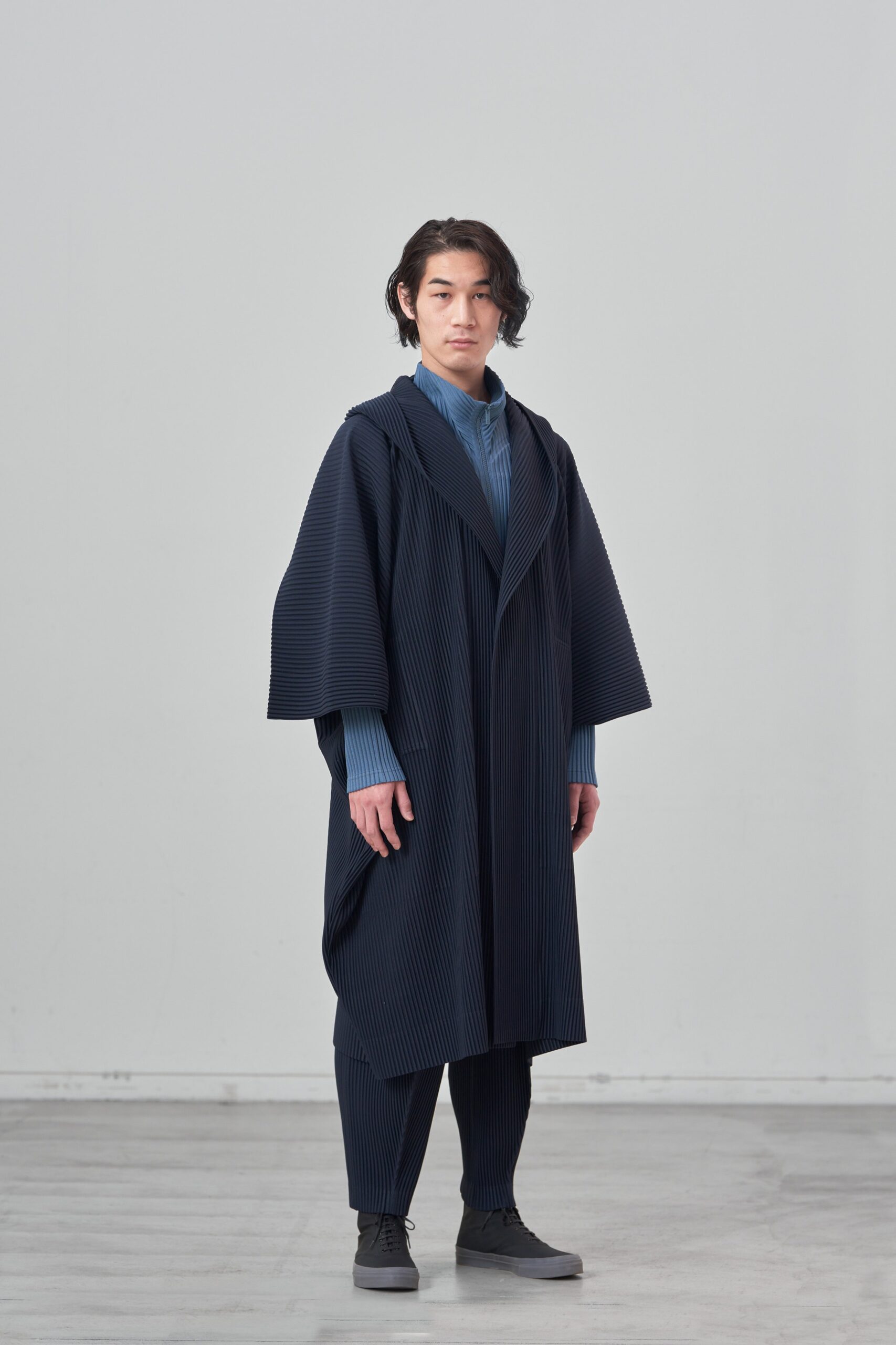 Homme Plissé Issey Miyake F/W 21 Menswear Look 25
