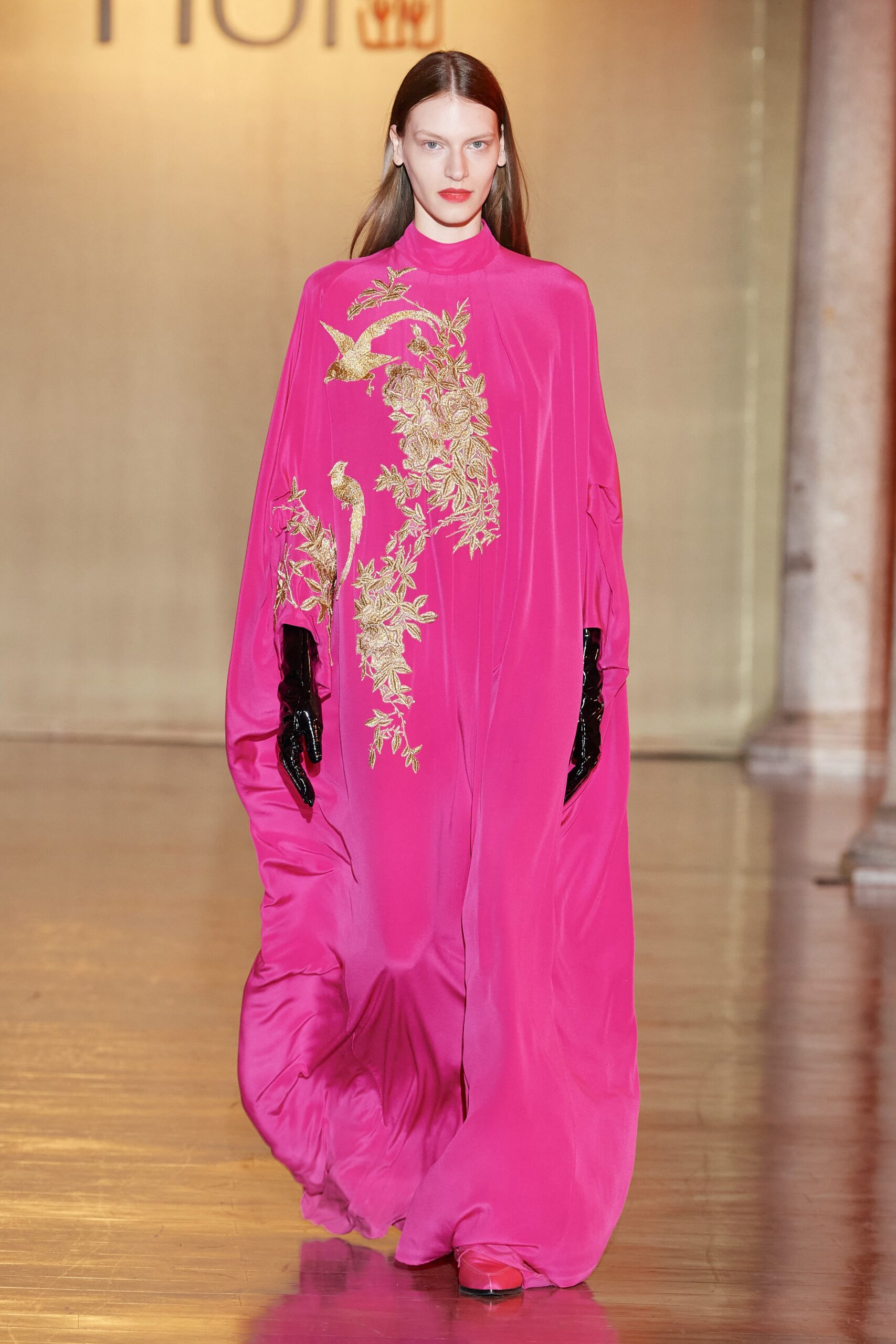 HUI F/W 22 Look 25