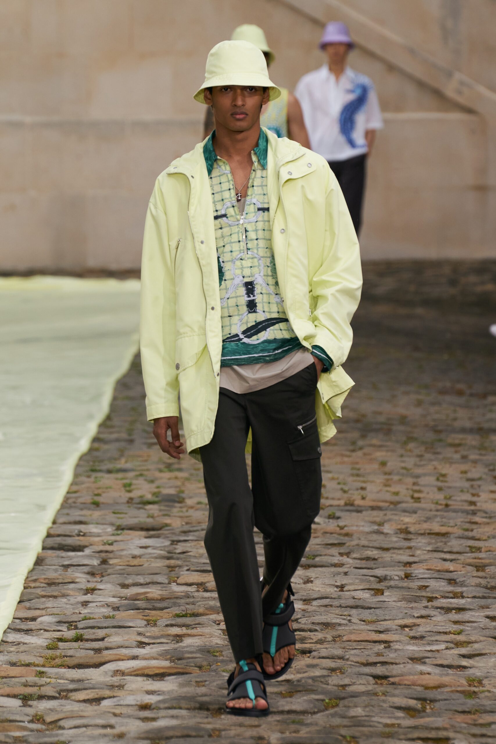 Hermès S/S 23 Menswear Look 25
