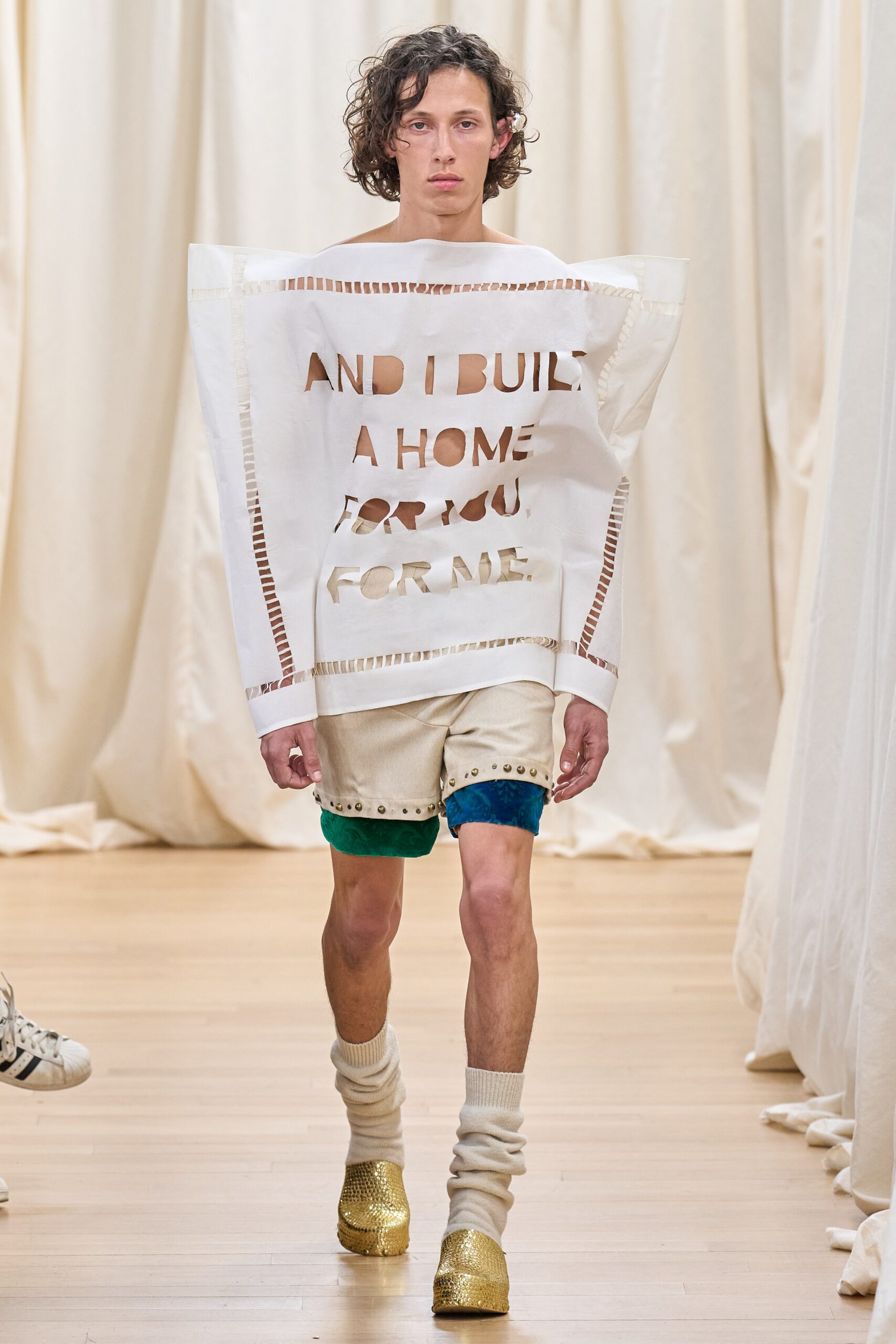 Institut Français de la Mode F/W 23 Look 25