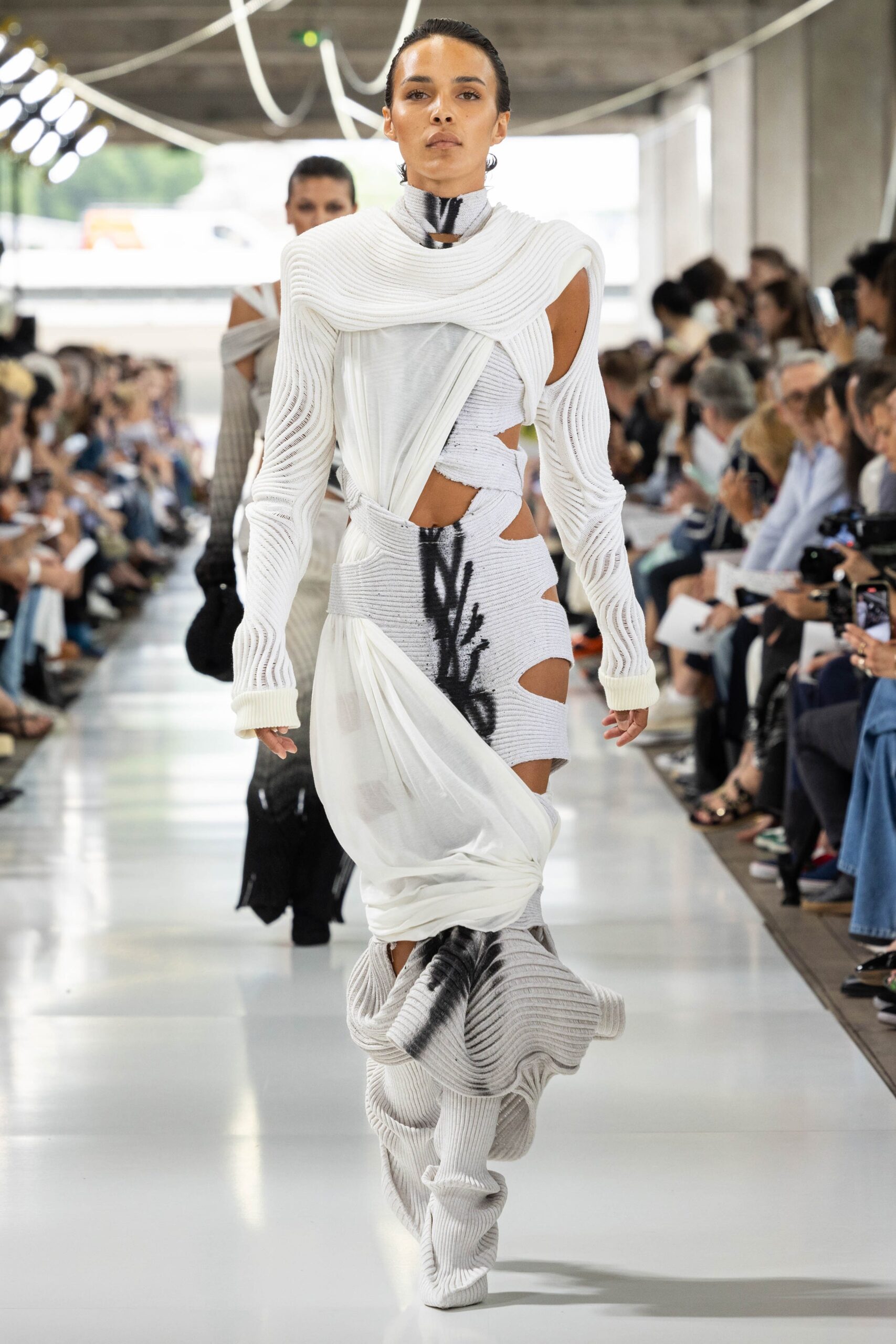 Institut Français de la Mode S/S 24 Look 25