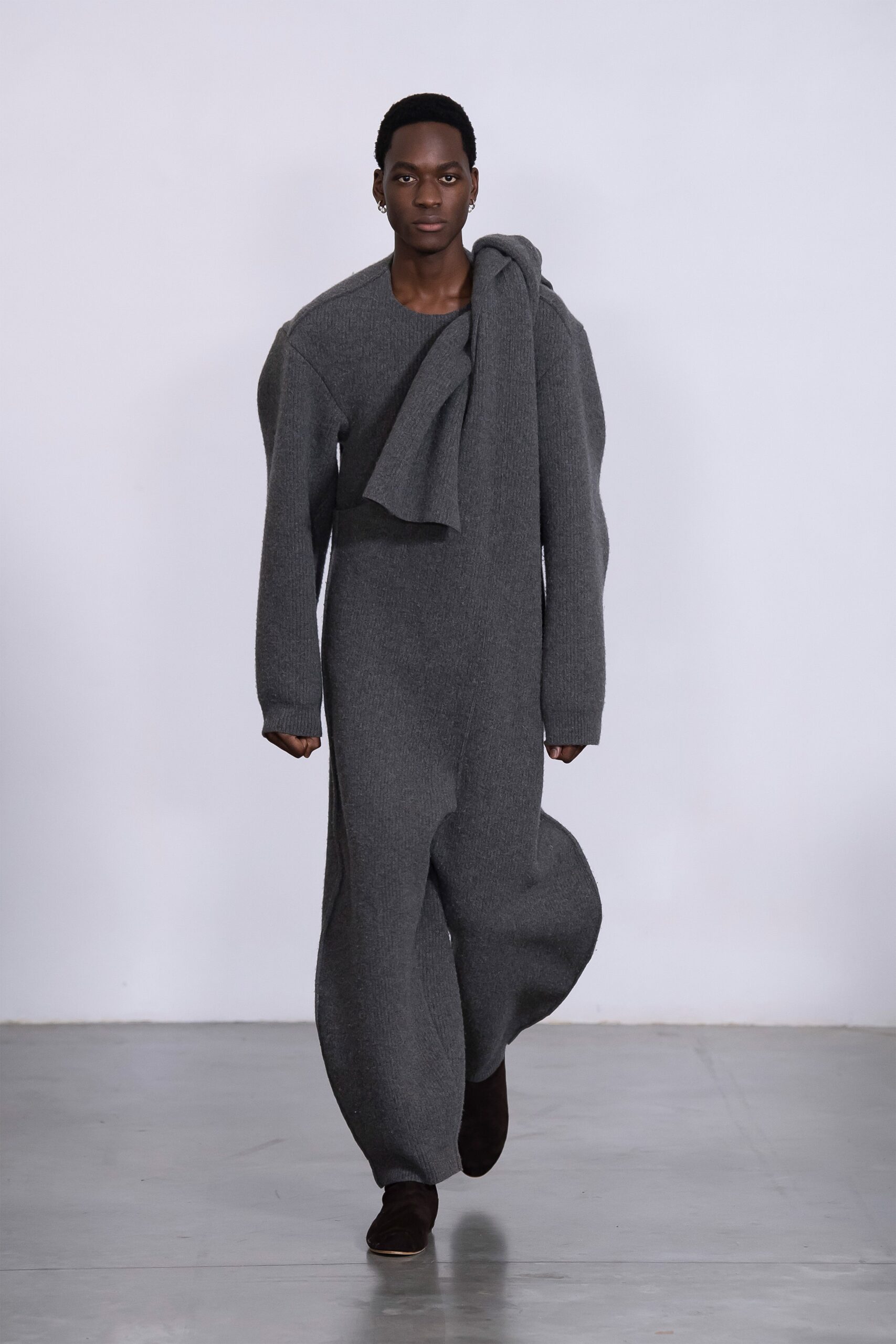 Hed Mayner F/W 20 Menswear Look 26