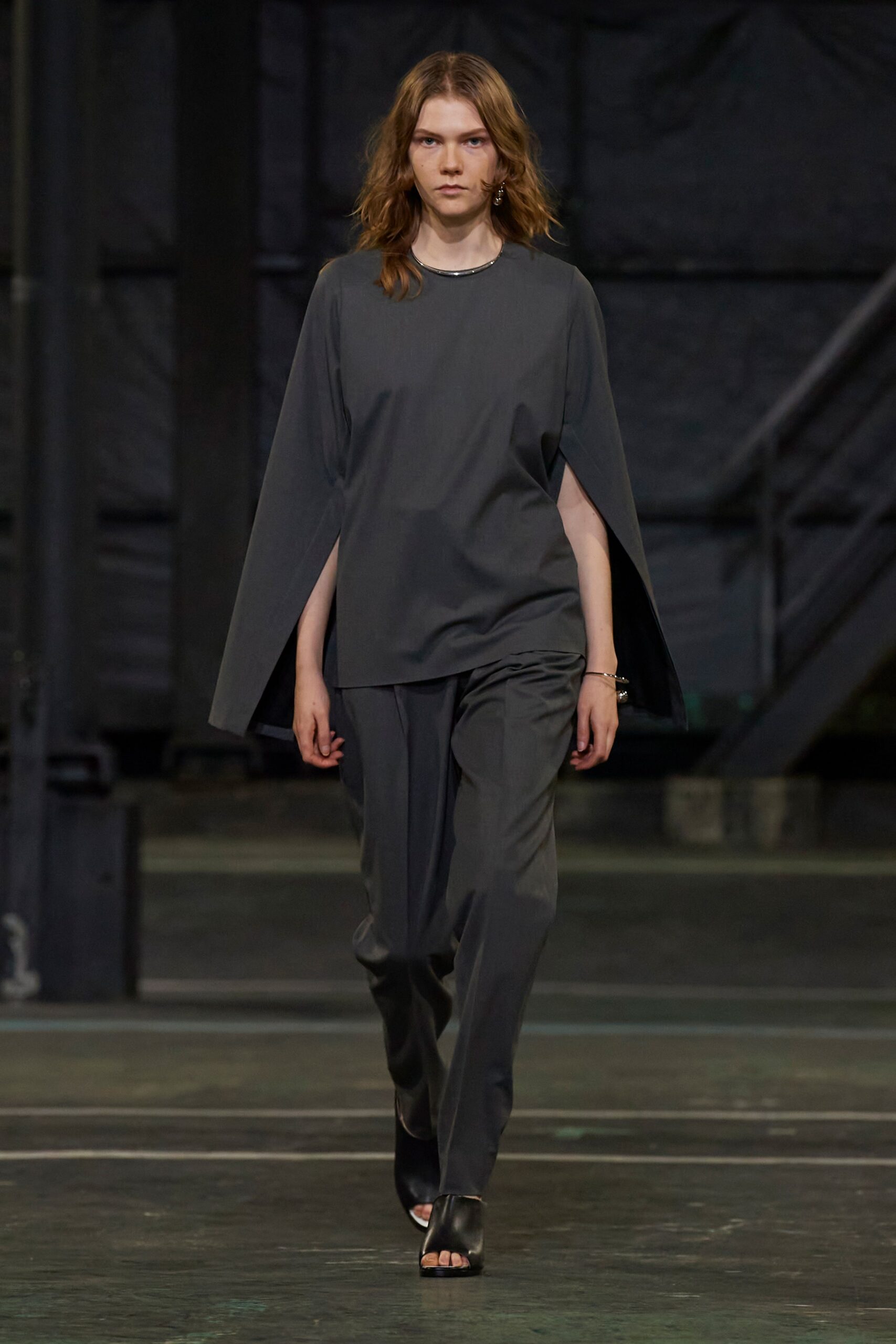 Hyke Tokyo S/S 21 Look 26
