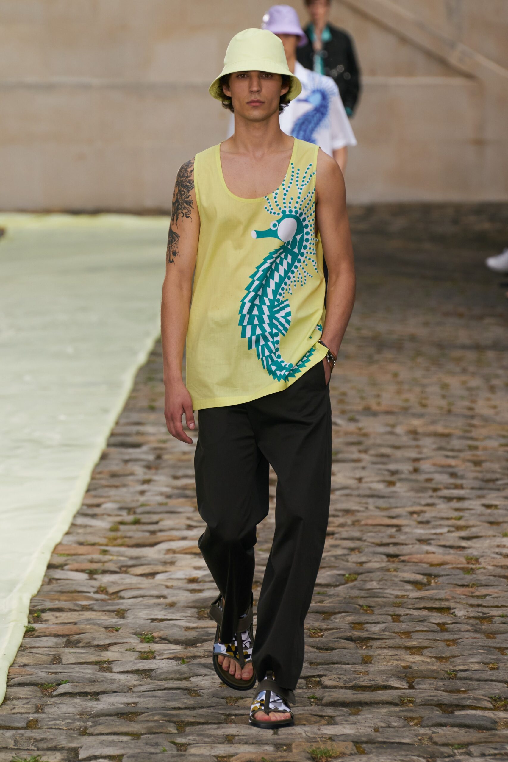 Hermès S/S 23 Menswear Look 26