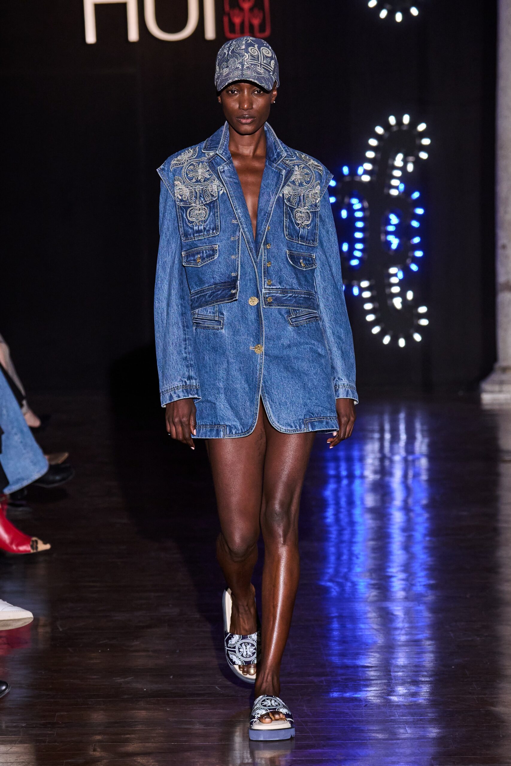 HUI S/S 23 Look 26