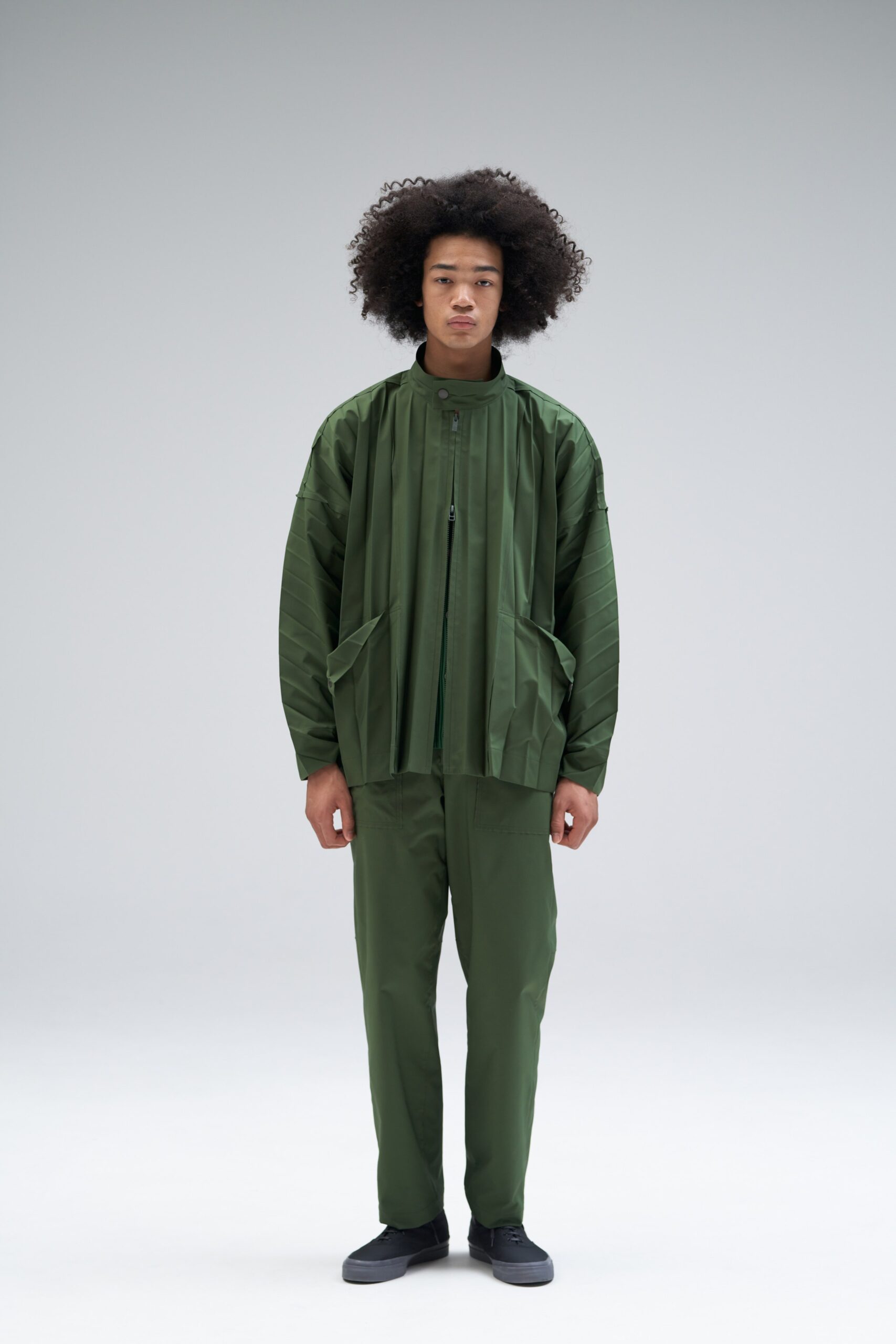 Homme Plissé Issey Miyake F/W 21 Menswear Look 27